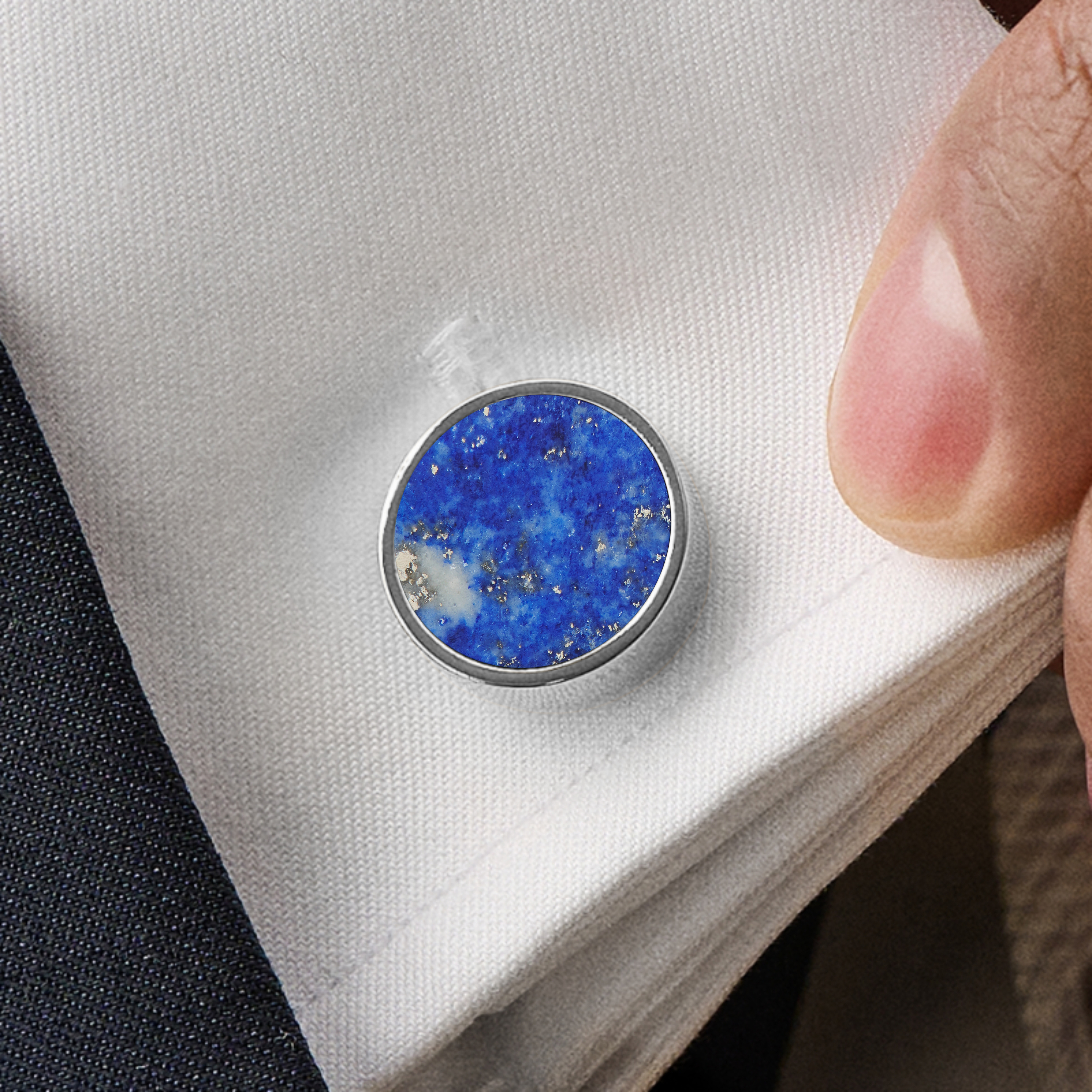 Runde silberfarbene Manschettenknöpfe mit Lapislazuli-Einlage - 3
