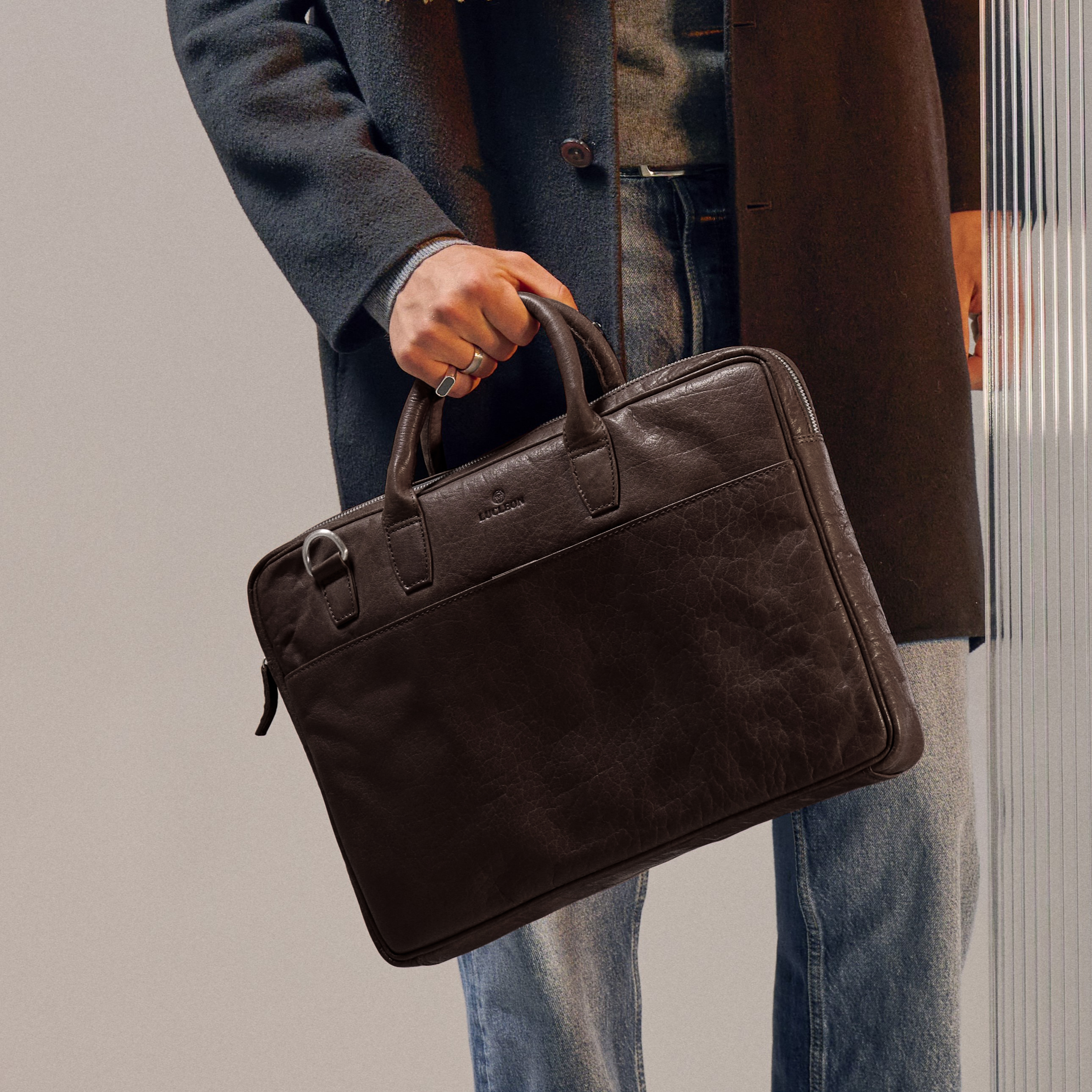 Pasta Executive 15" em Pele Castanho Escuro Montreal  - 2