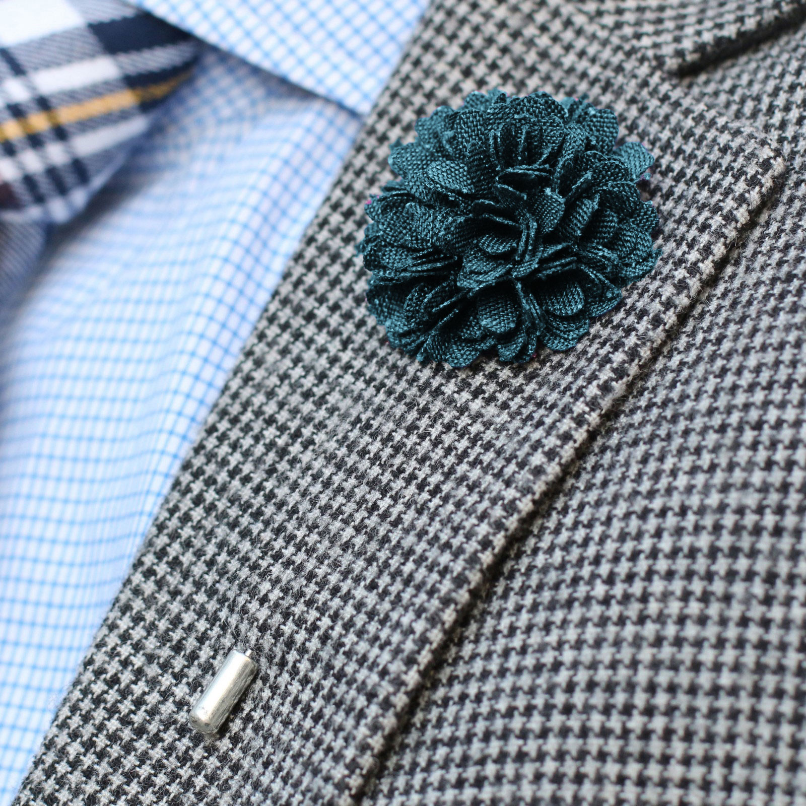 Shades of Blue Flower Lapel Pin - 3