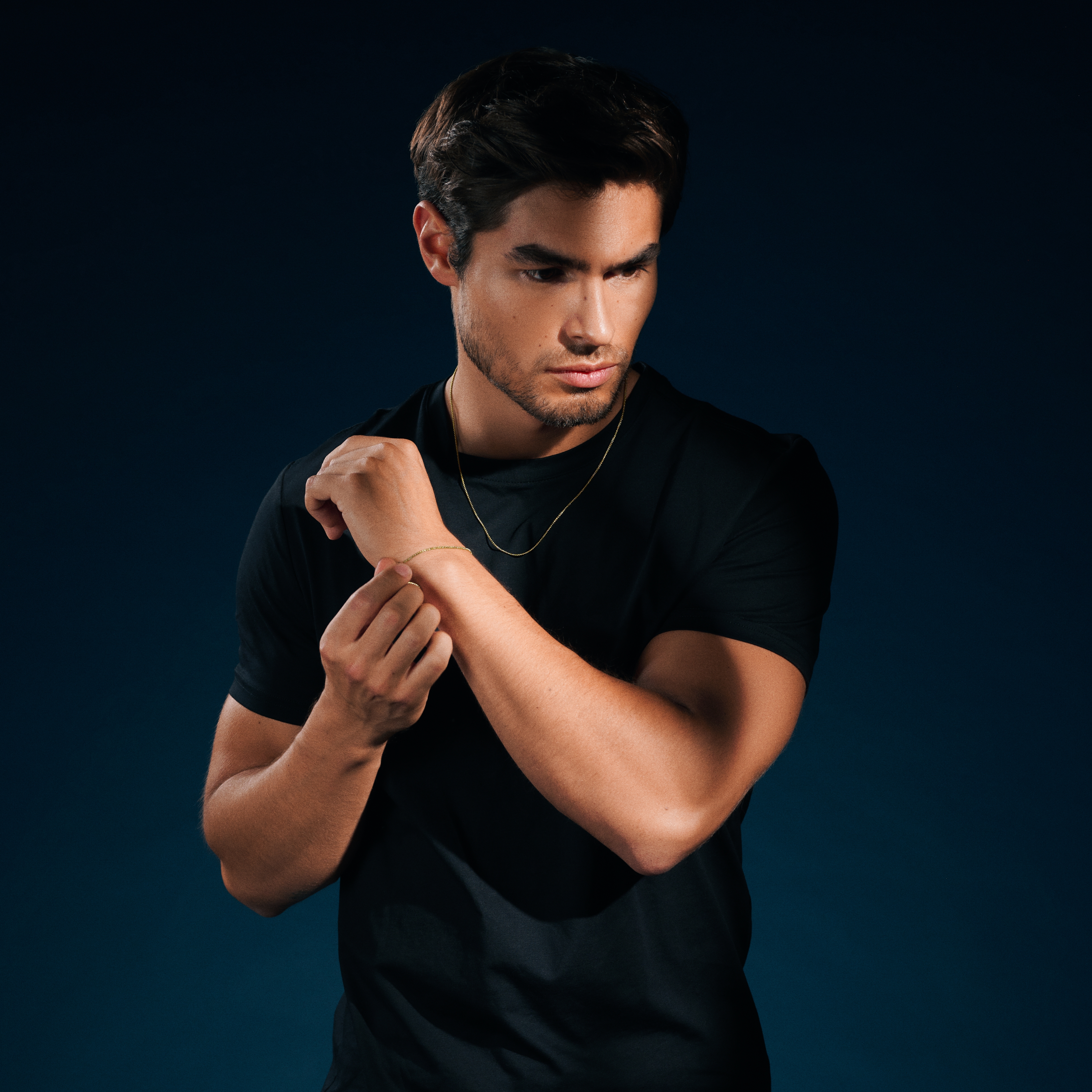 Essentials | 1/32" (1 mm) Gold-Tone Curved Box Chain Bracelet - 2