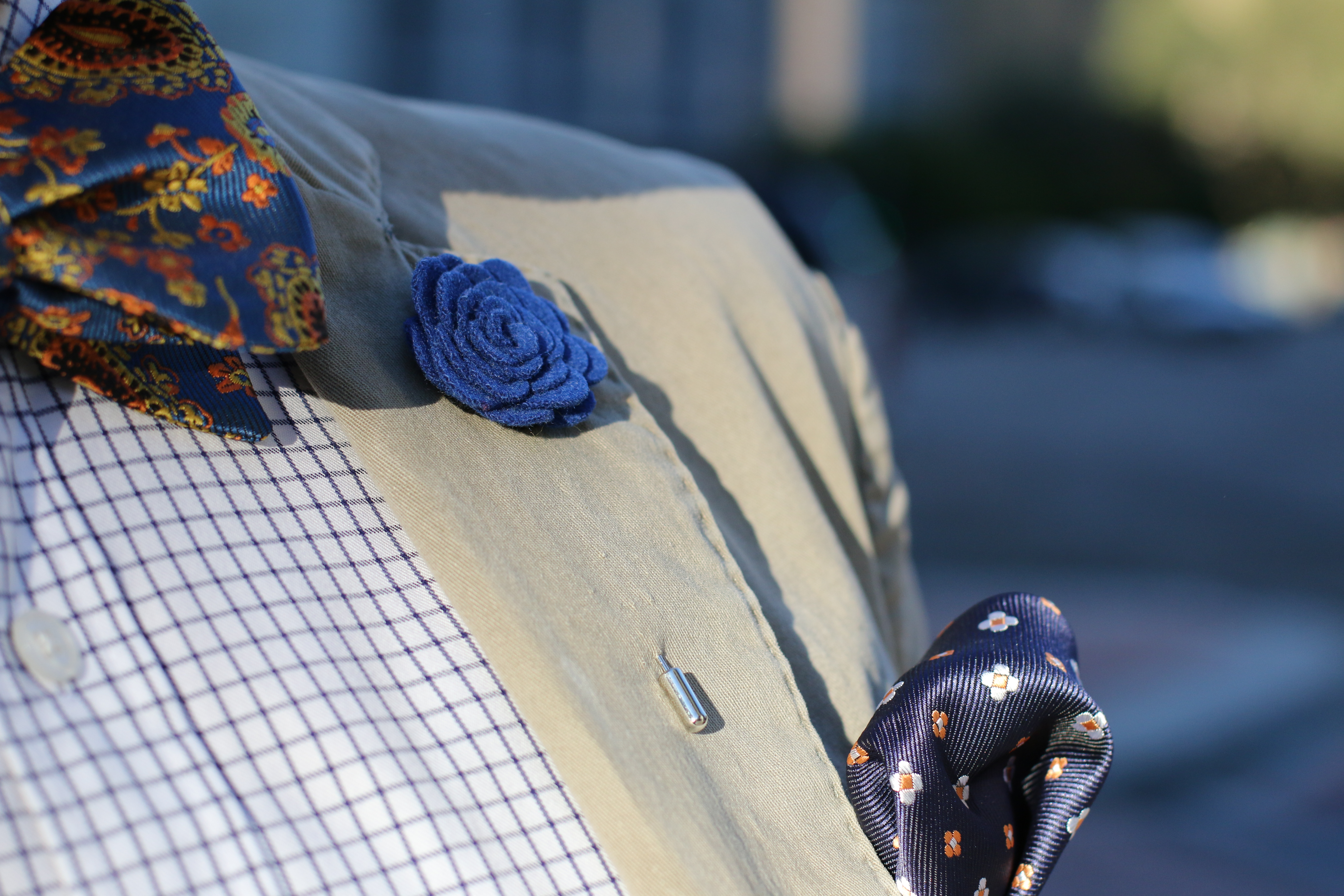 Pochette de costume bleue à motif floral - 5