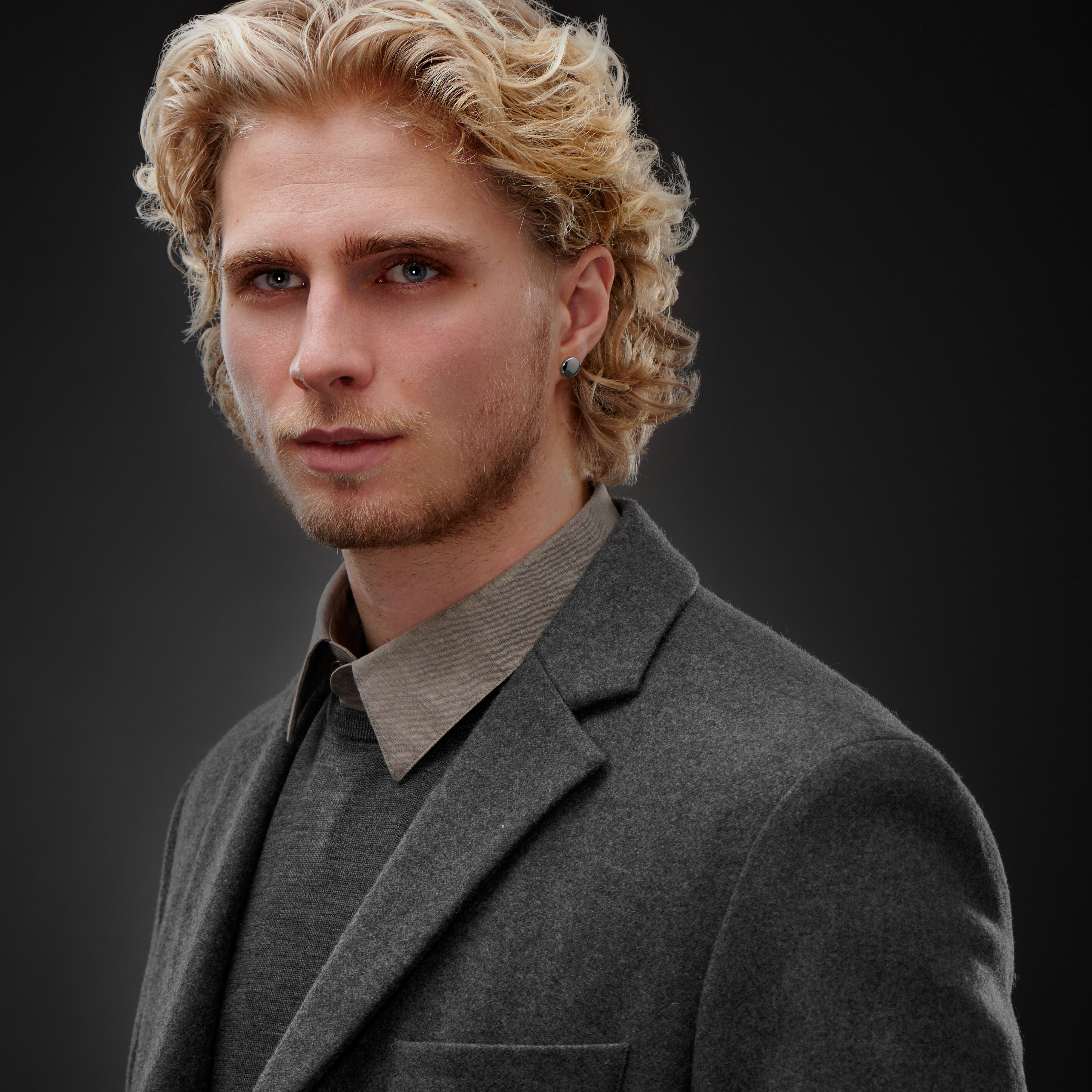 Srebrzysty stalowy kolczyk sztyft 10 mm - 5