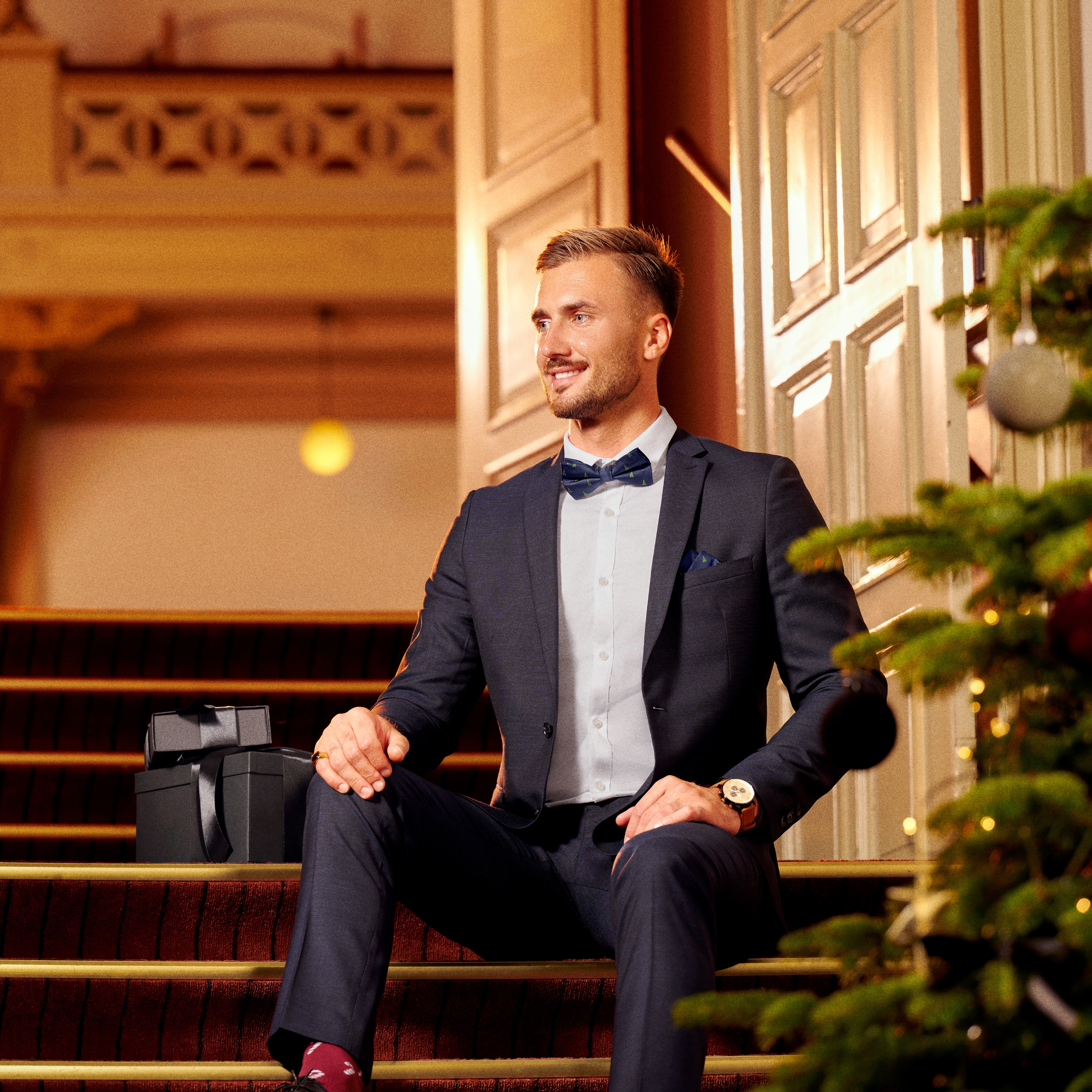 Marineblå sløyfe med juletre - 4