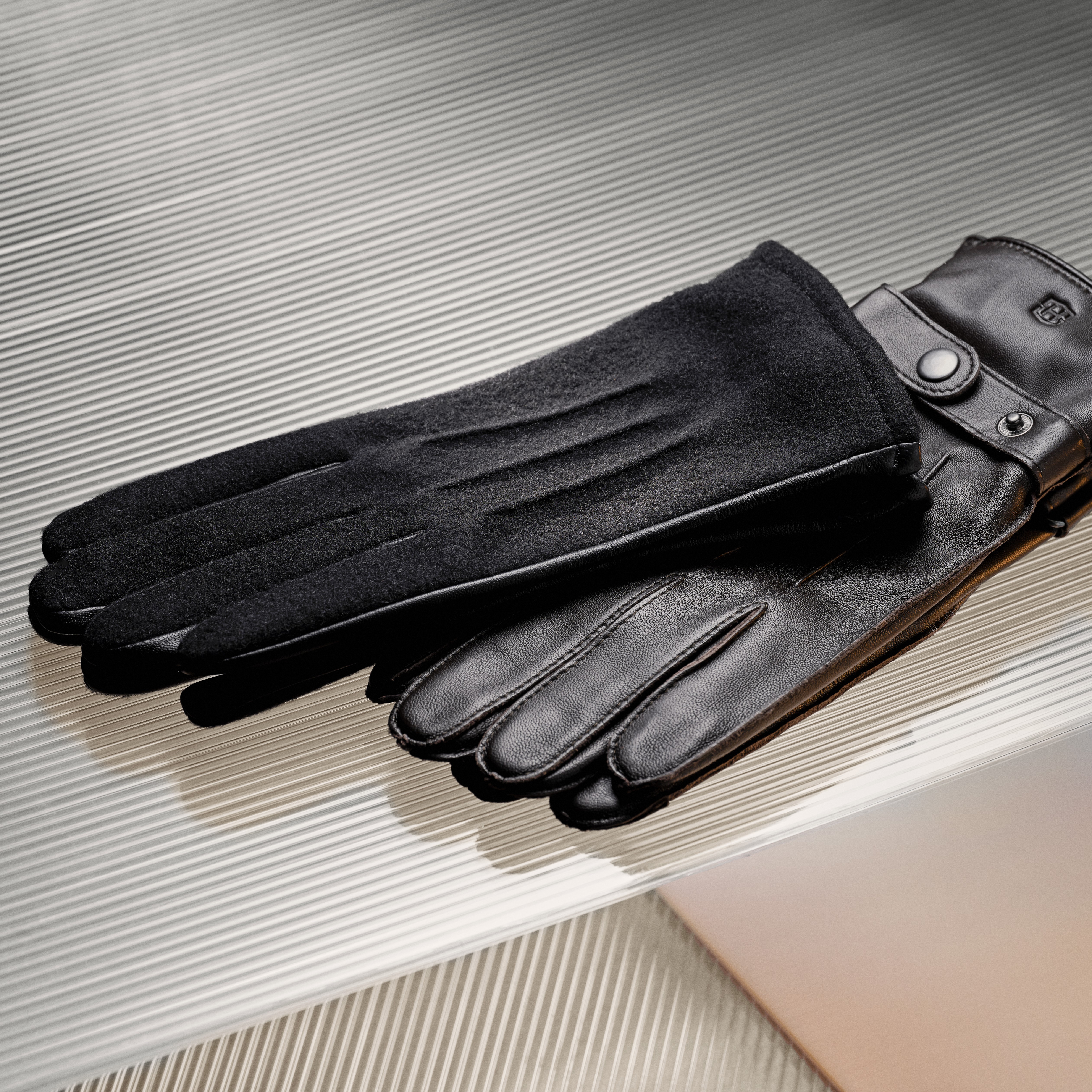 Hiems | Rukavice od crne kože i vune - 6