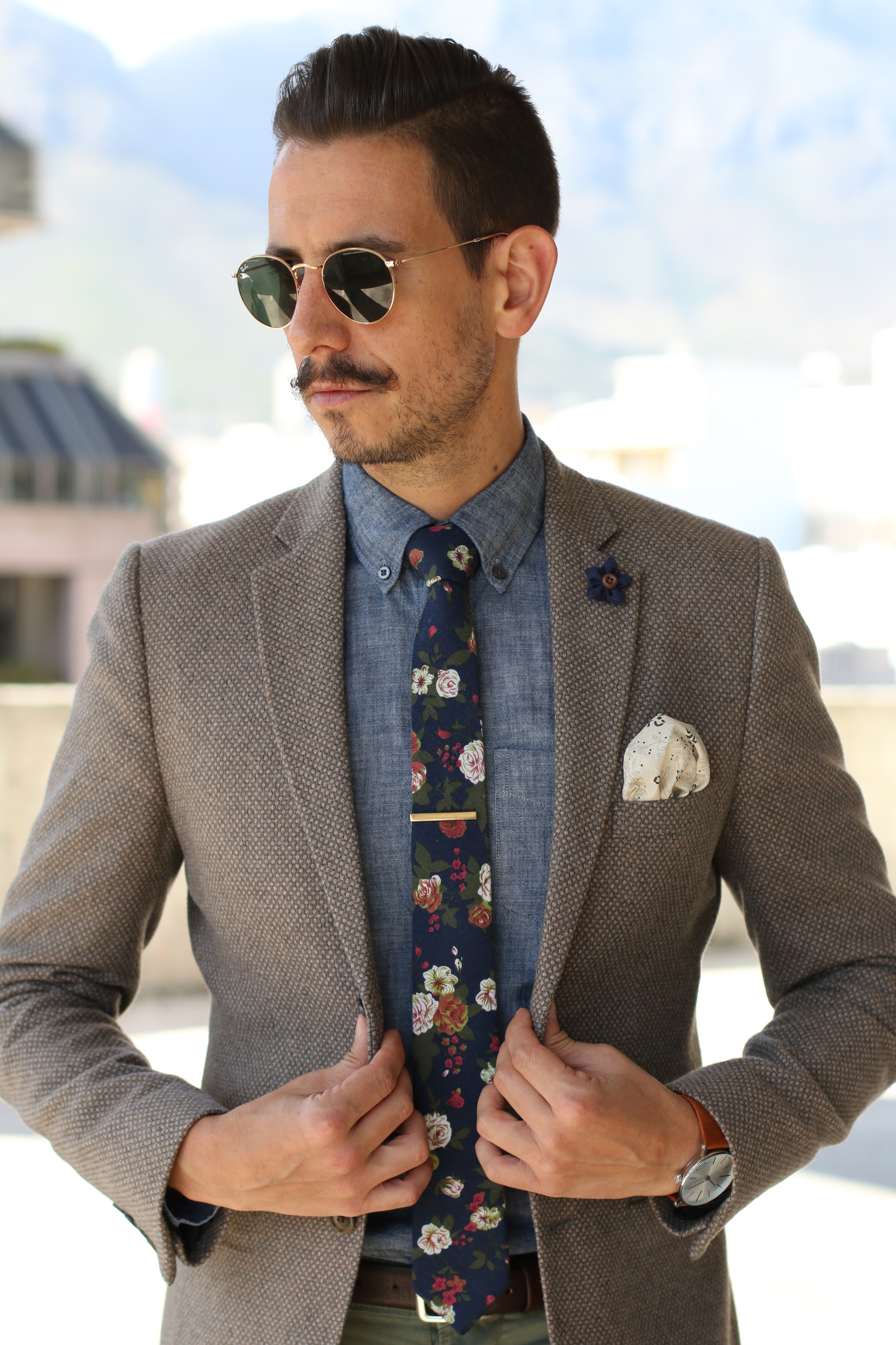 HOW TO WEAR A TIE BAR - Dandy In The Bronx