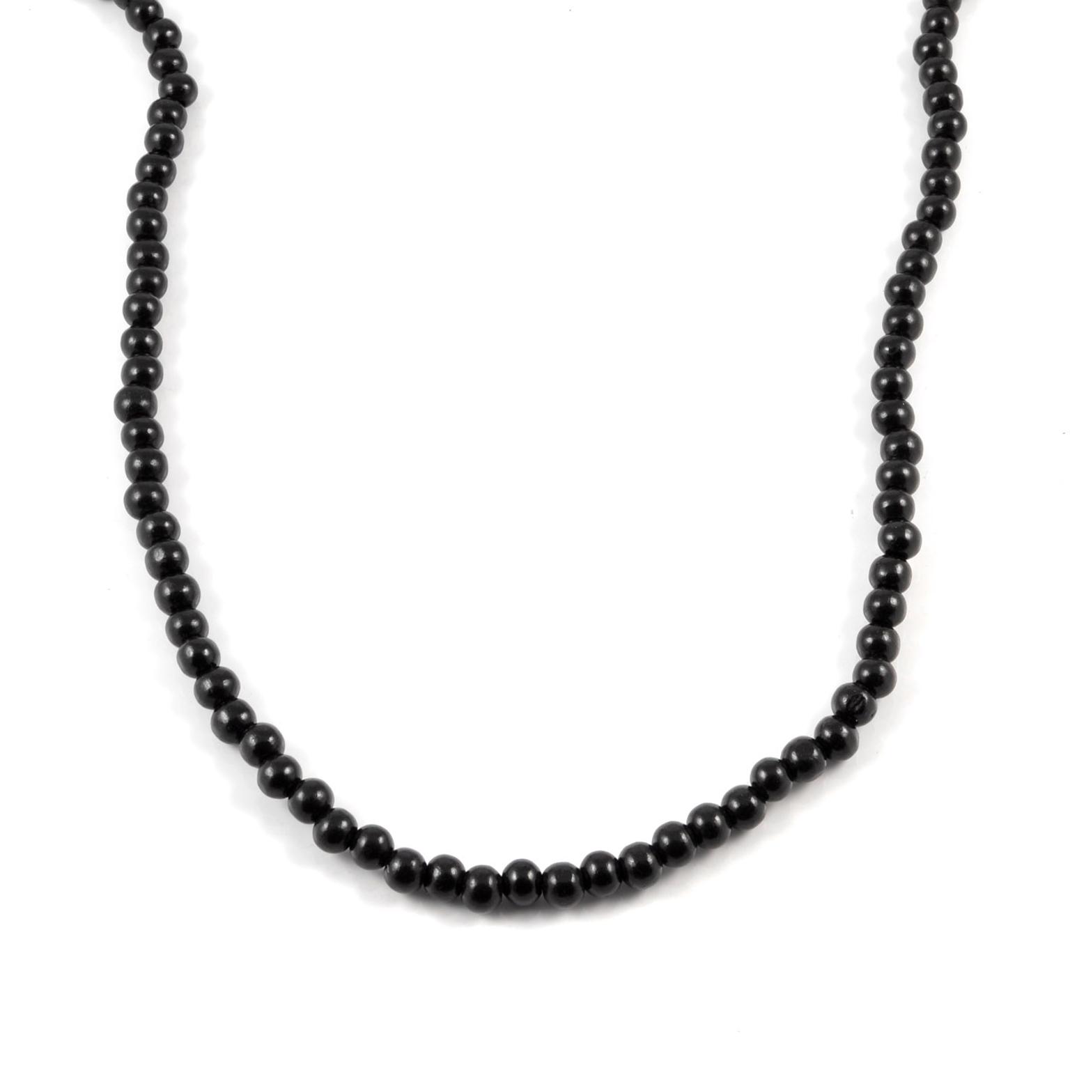 Collier de perles en bois noir Collier de perles en bois noir