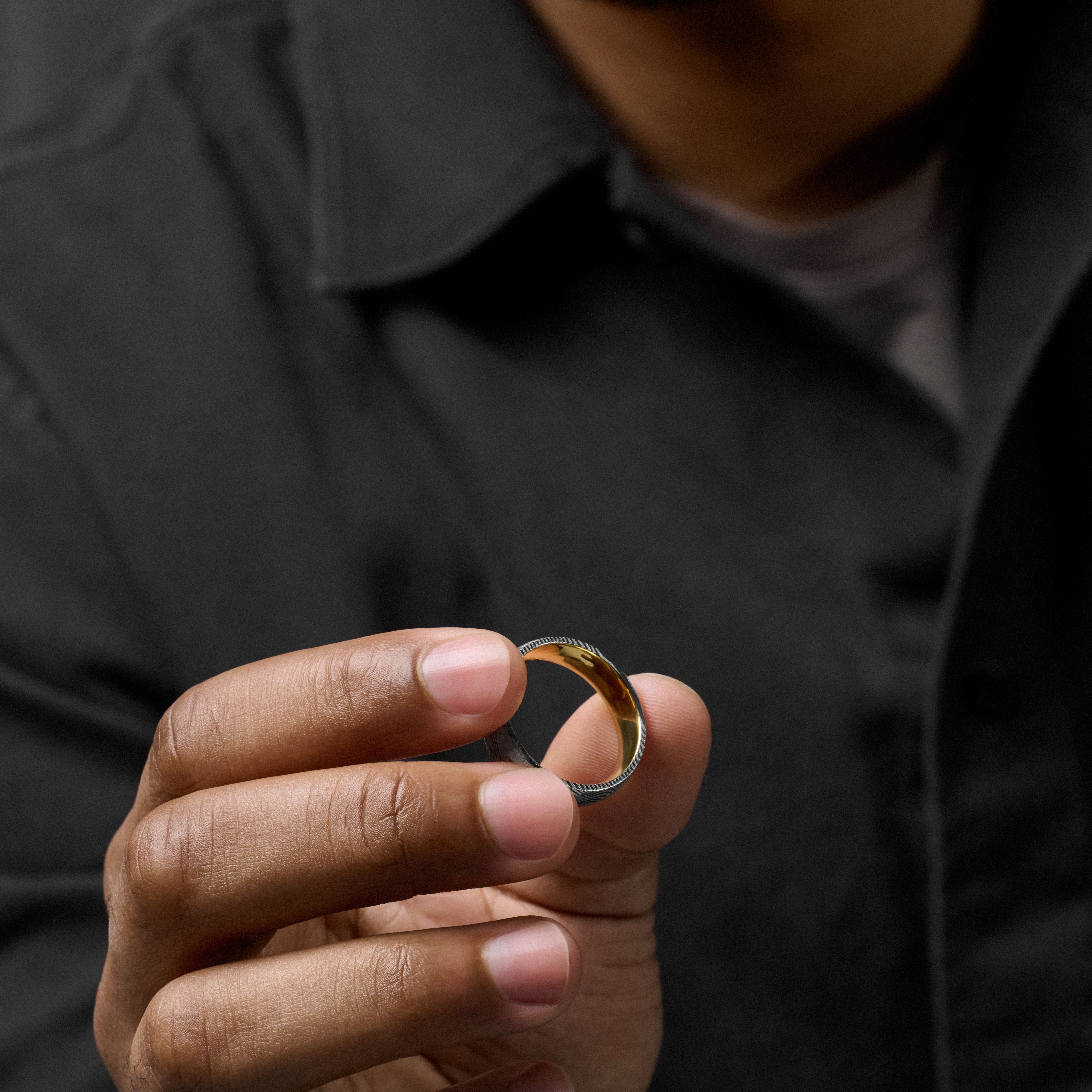 Fortis | Anneau en acier Damas et acier doré - 7 mm - 2