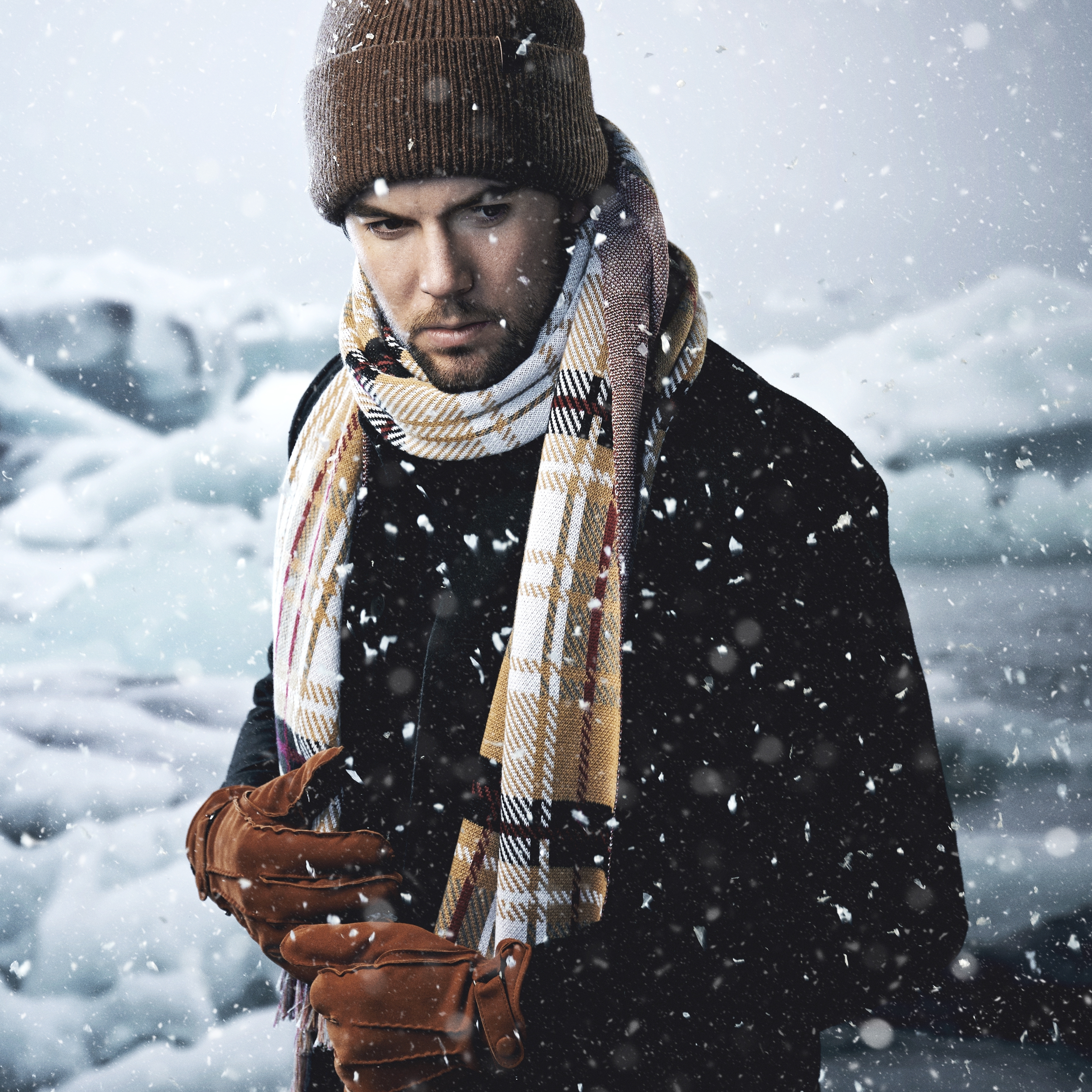 Guantes de Piel Color Canela con Hebilla - 3