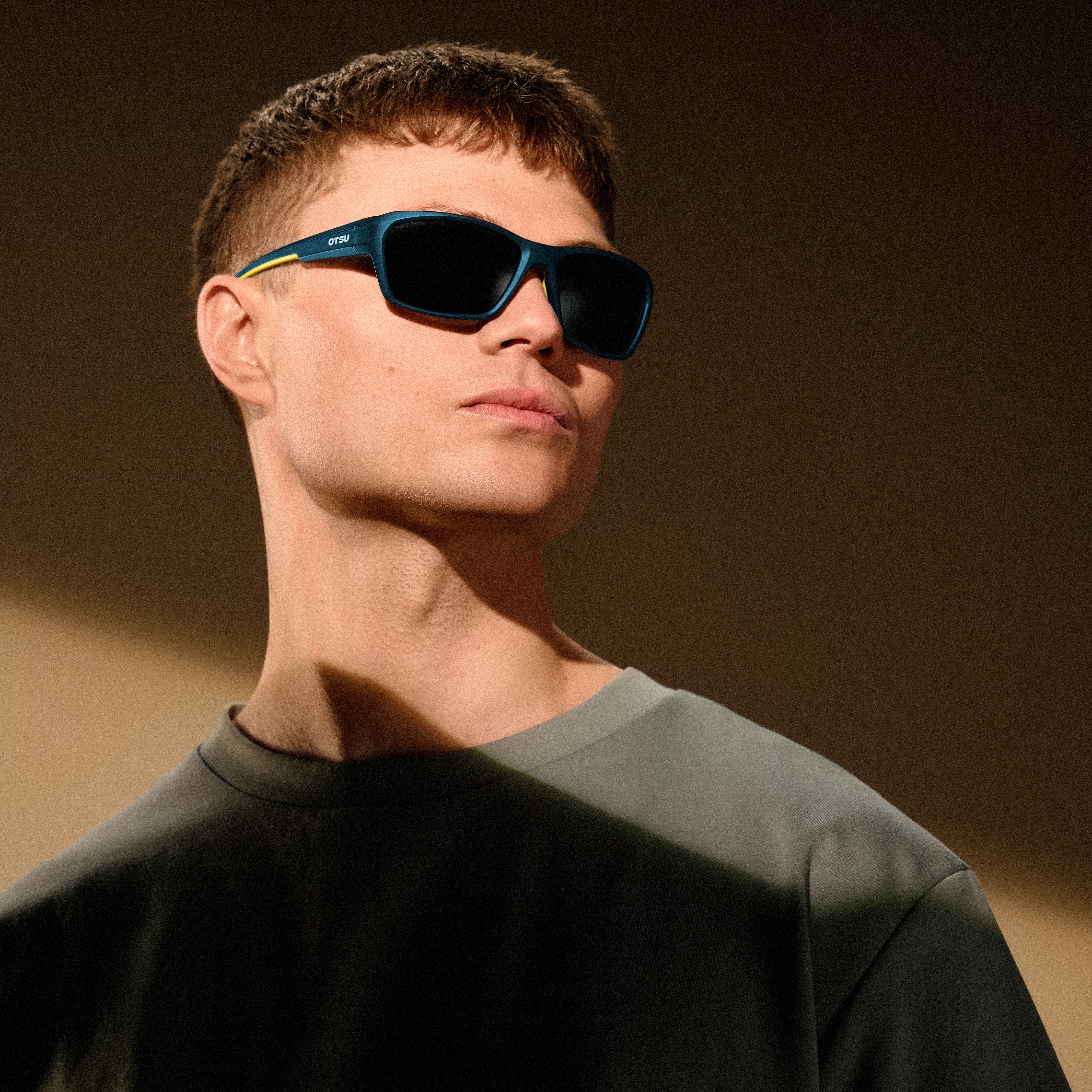 Polarised Navy Blue Sports Sunglasses with Black Lenses - 4