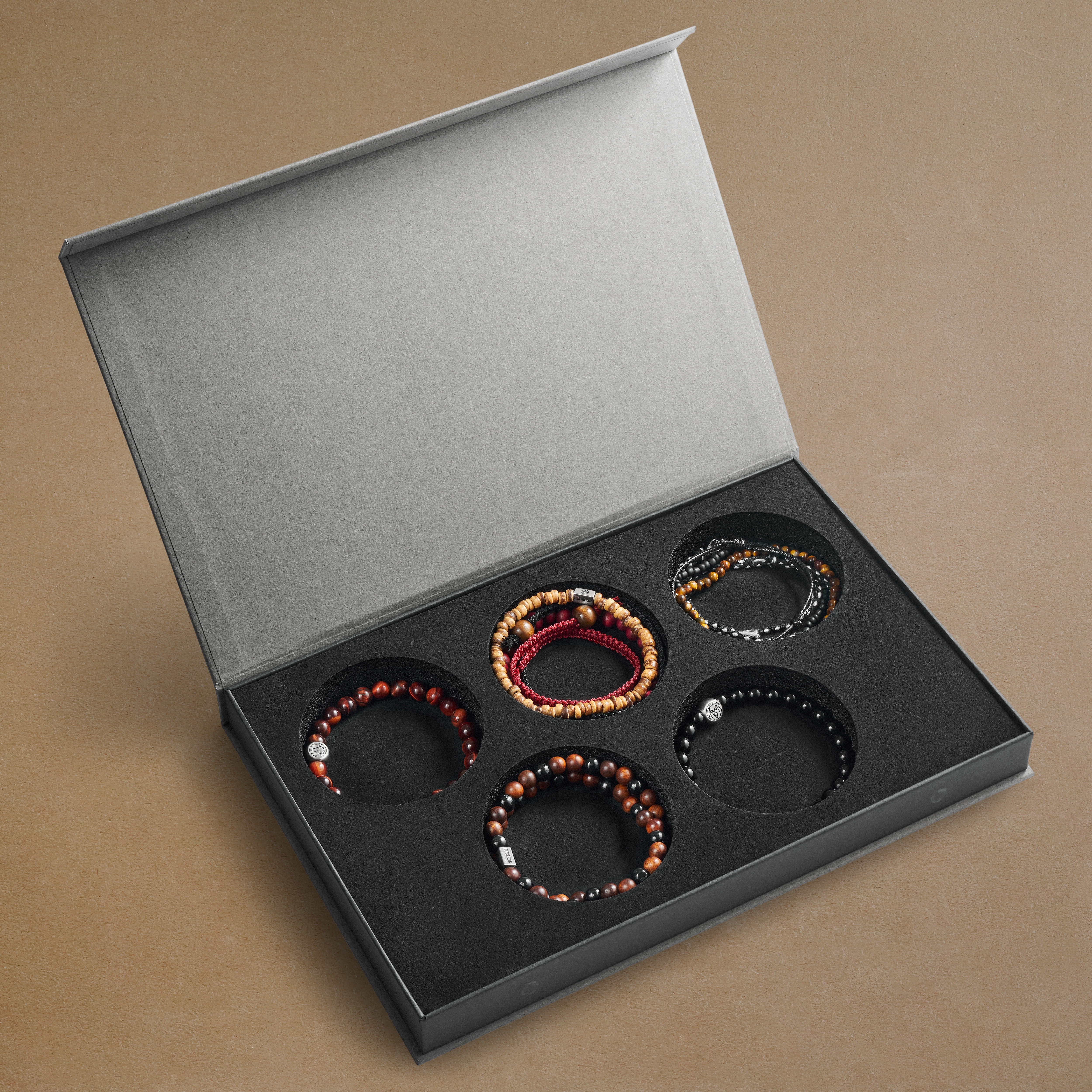 One-Size-Fits-All Bracelet Gift Box - 3