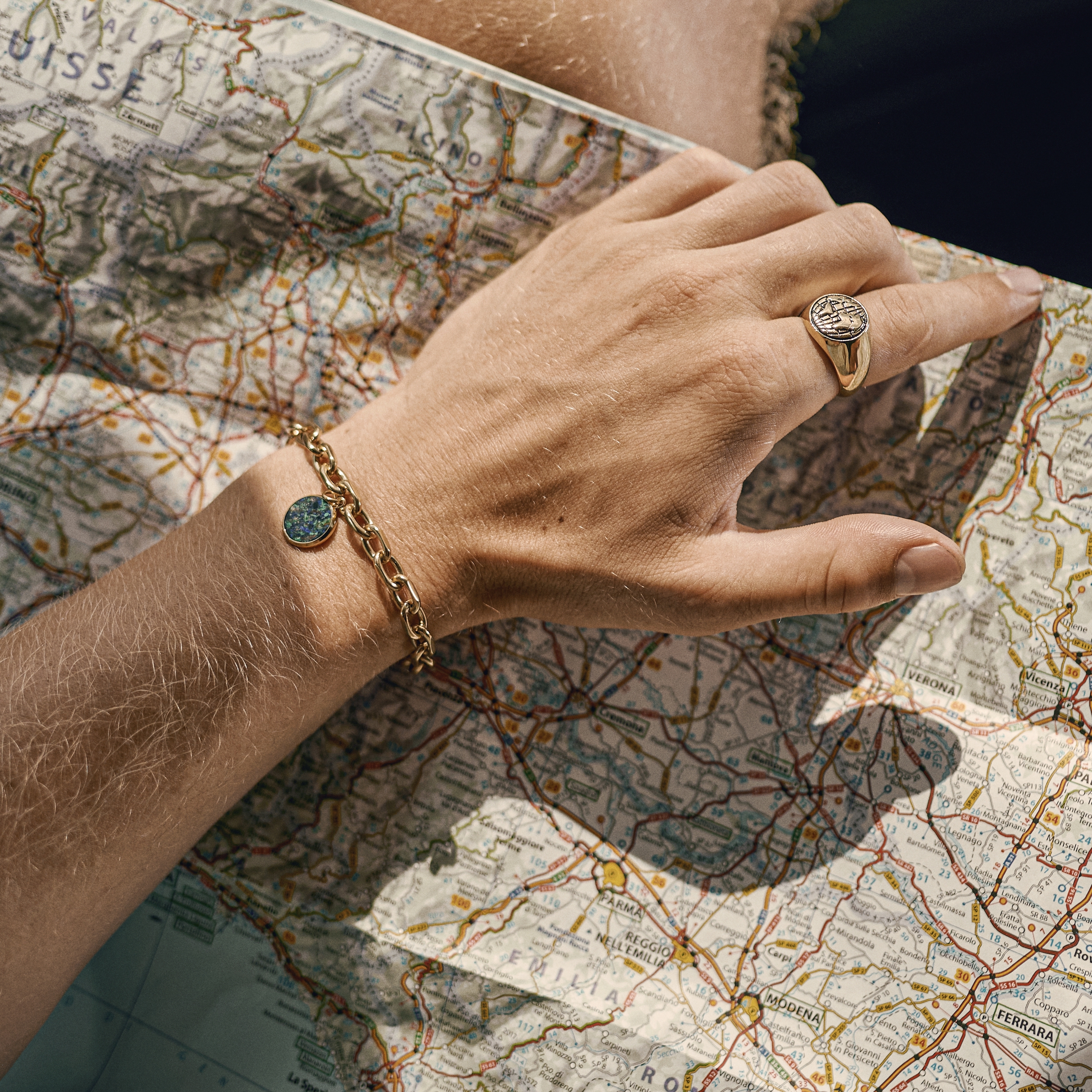 Atlas | Златиста стоманена гривна с азурмалахит - 4