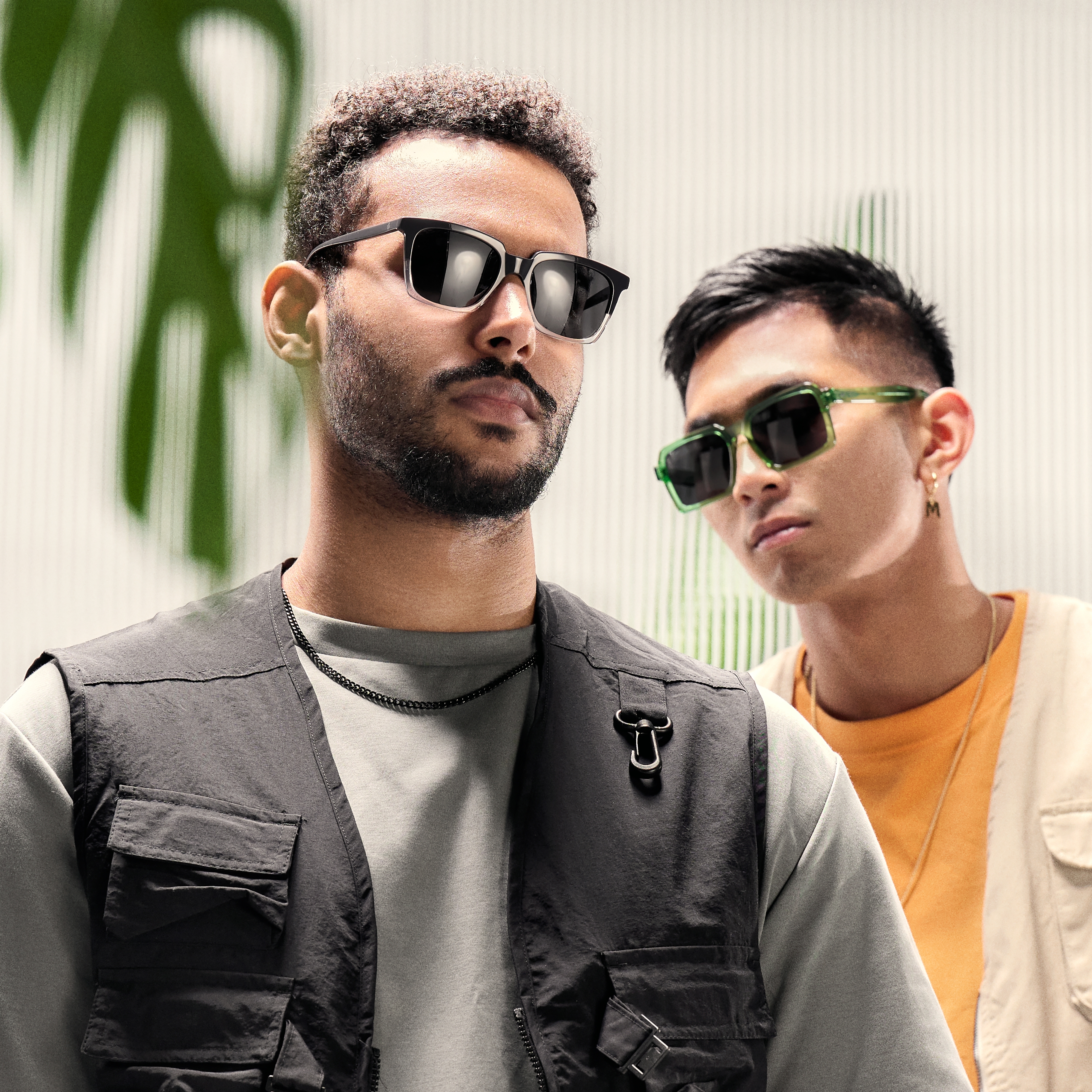 Occasus | Tofargede Sort Polariserte Solbriller med Horninnfatning - 4