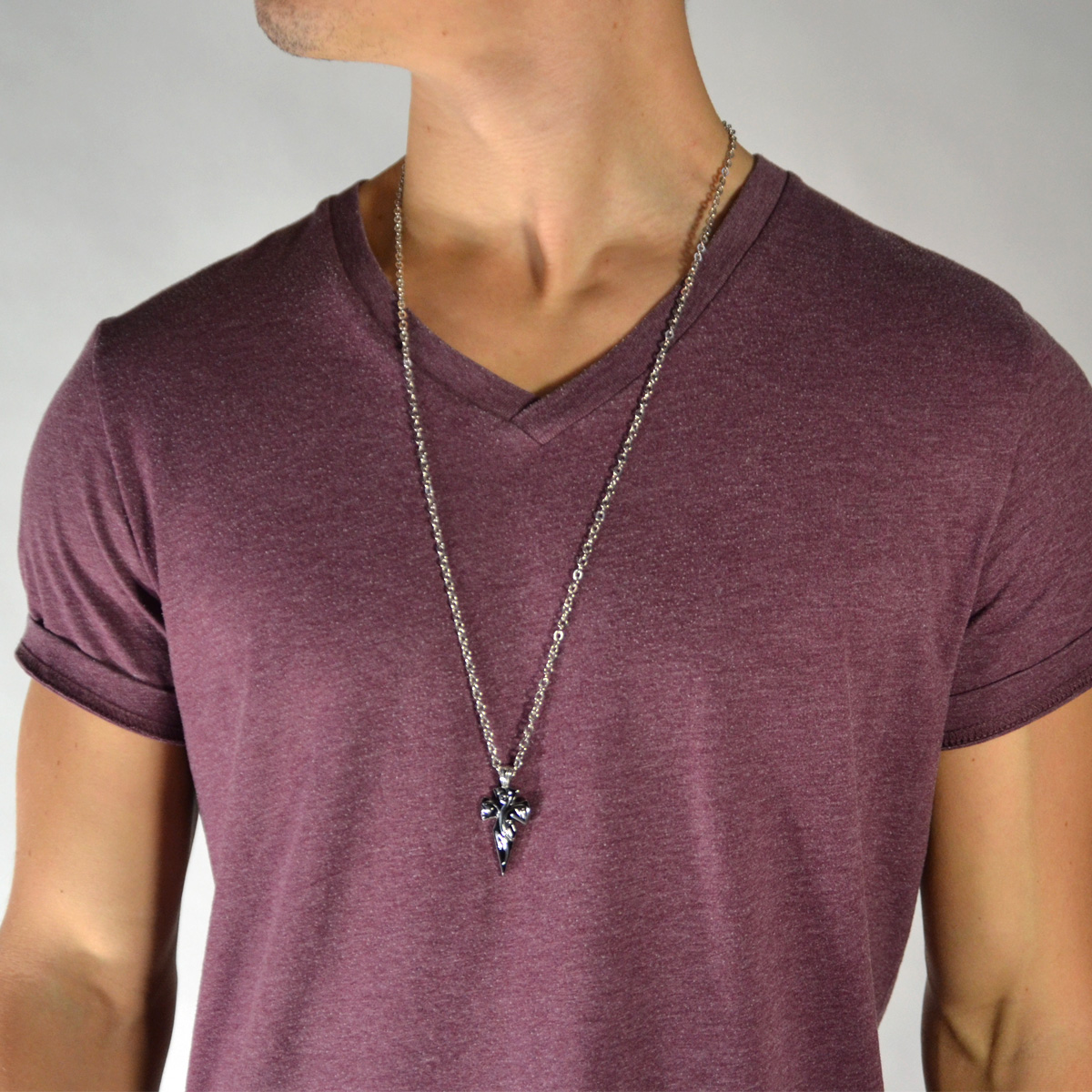 Collar de acero con diseño de cuchillo/cruz  - 3