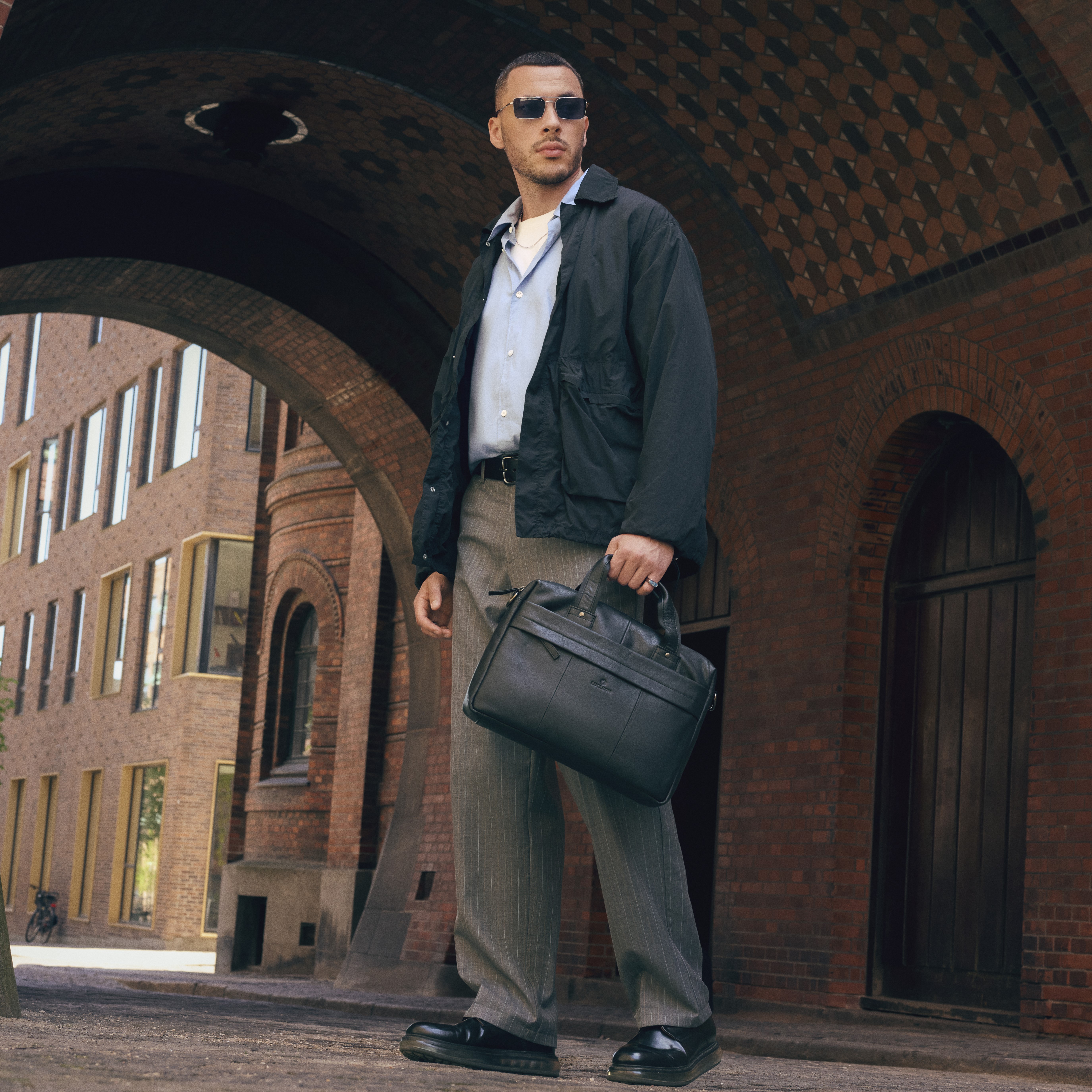 Black Full-Grain Leather Laptop Bag - 4