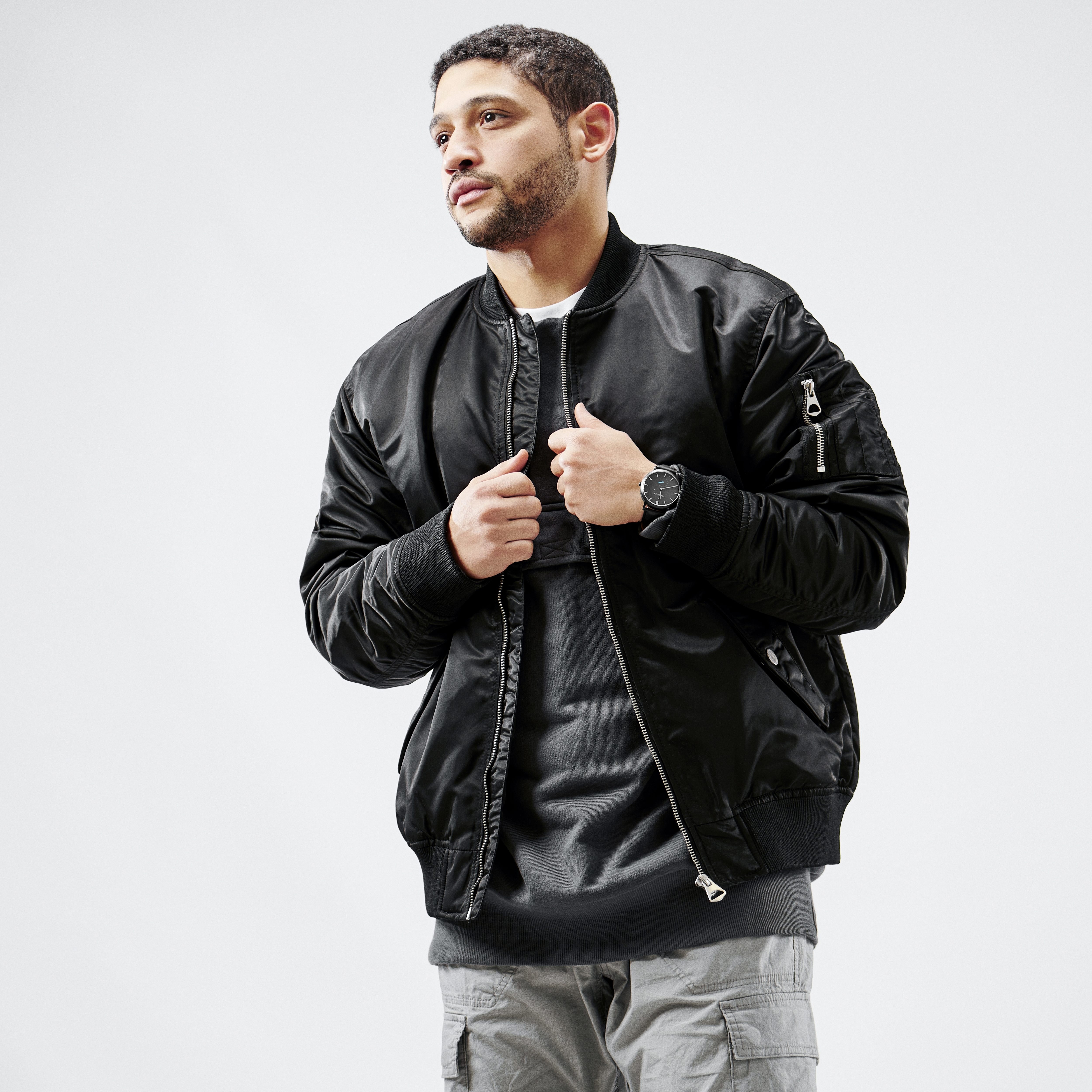 Montre minimaliste Aether Iusef noire et bleue - 5