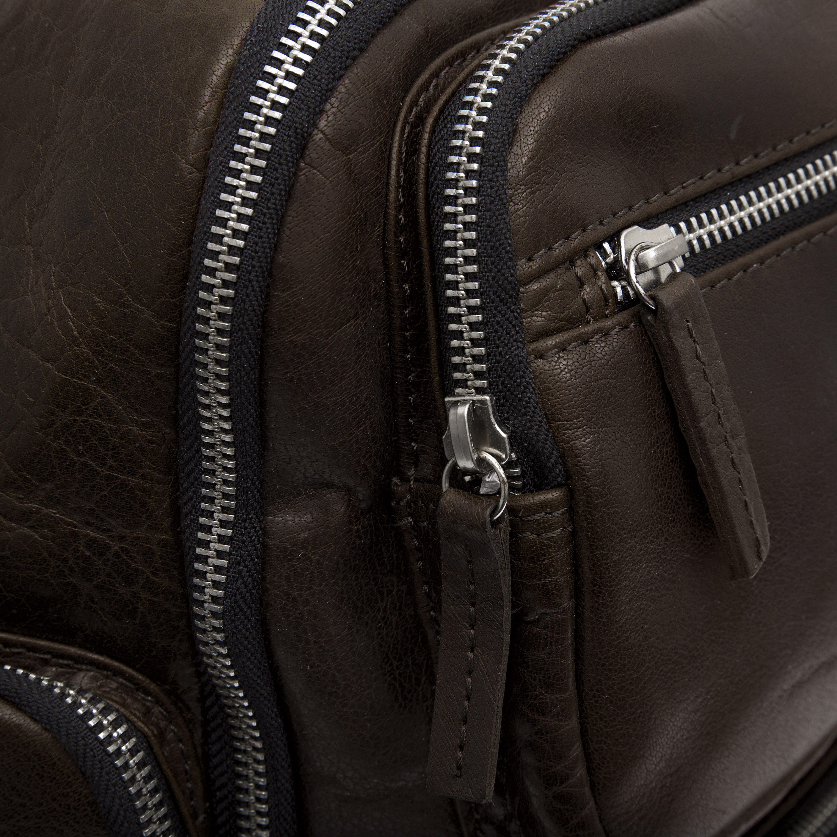 Sac à dos Montréal en cuir marron foncé - 7