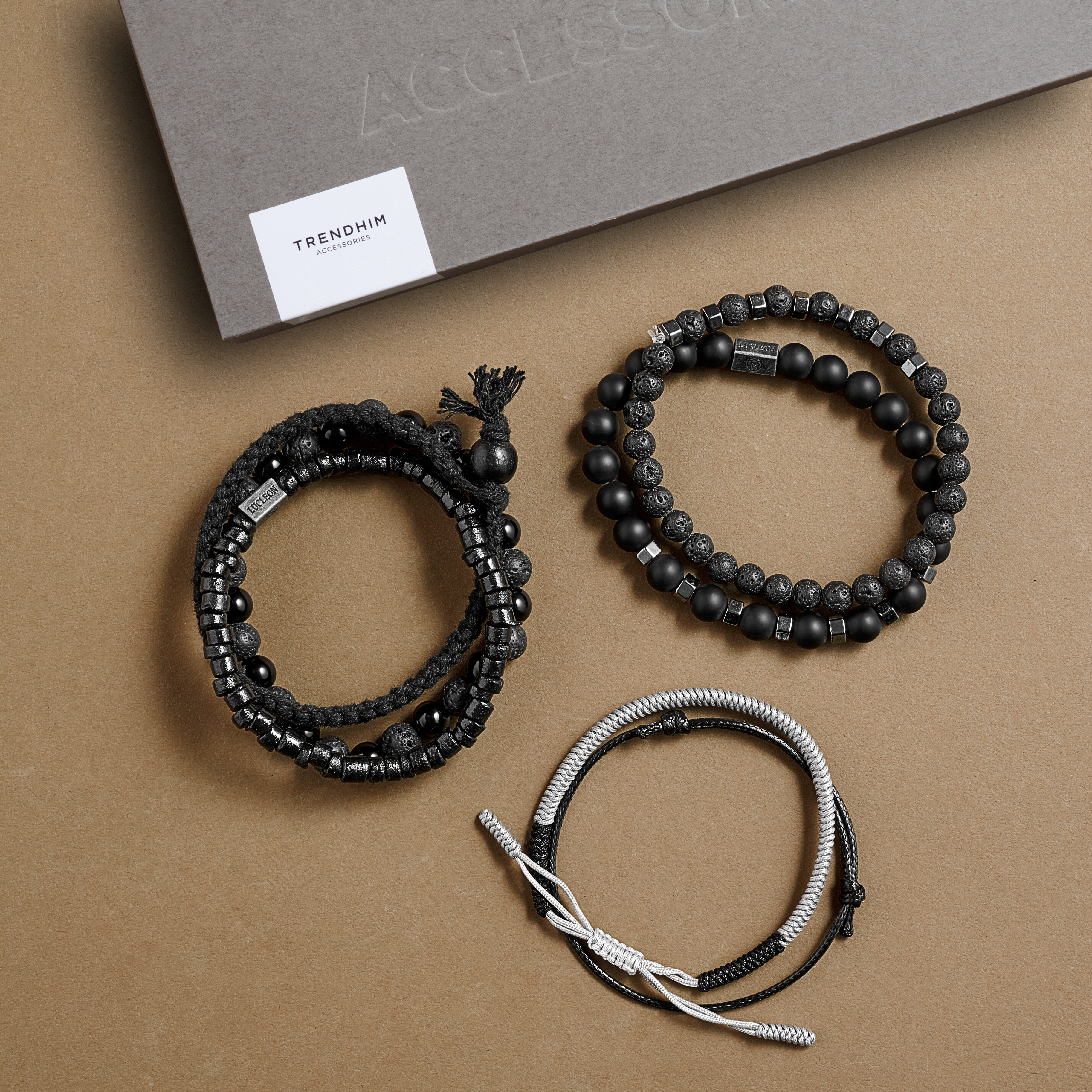 Exclusive Men's Bracelet Gift Box | Hematite, Onyx, & Lava Rock - 2