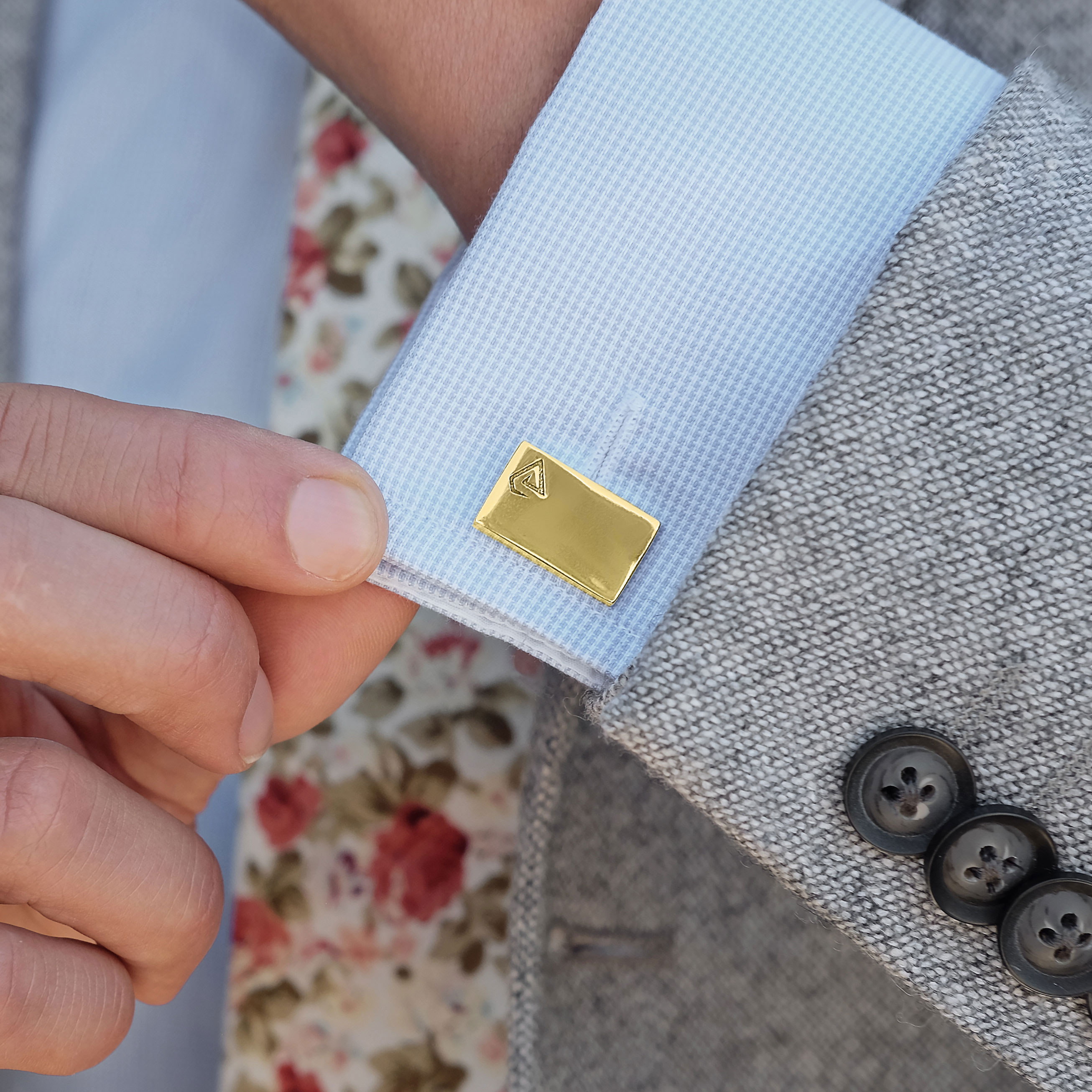 Rectangular 925s Silver Gold-Tone Northern Logo Cufflinks - 4