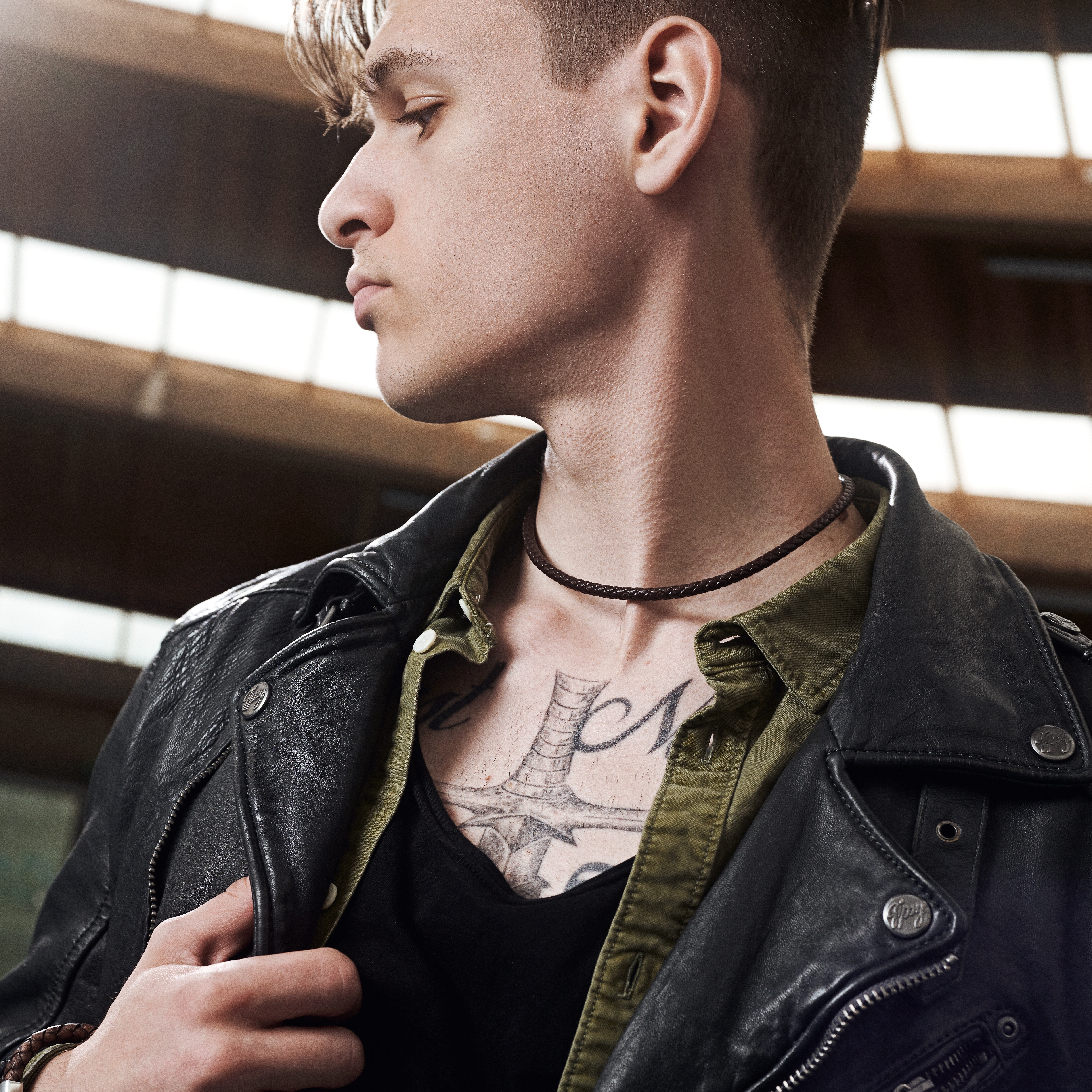 Tenvis | 5 mm Brown Leather Necklace - 4