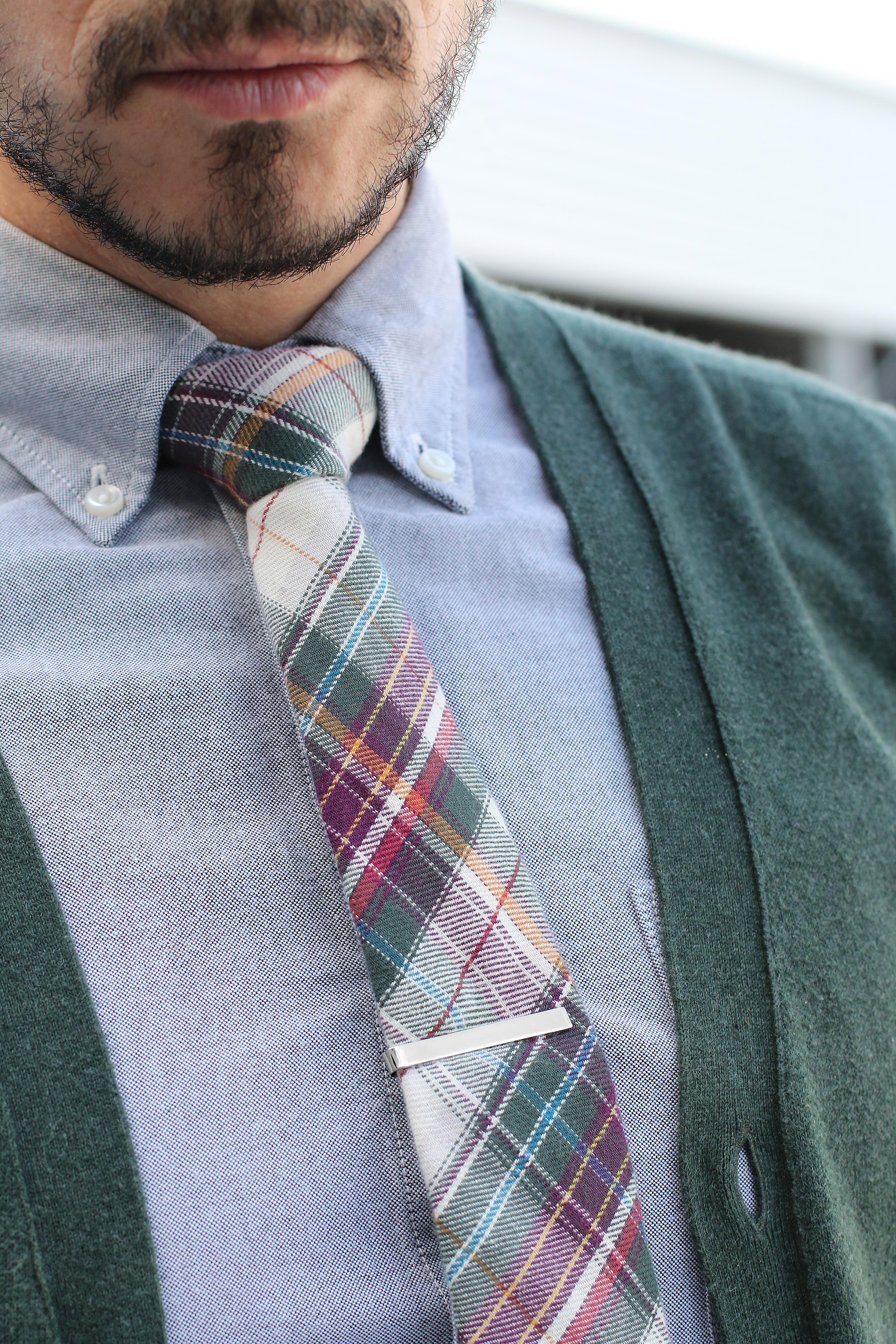 A Beginner's Guide to Tie Pins, Tie Clips, and Tie Bars
