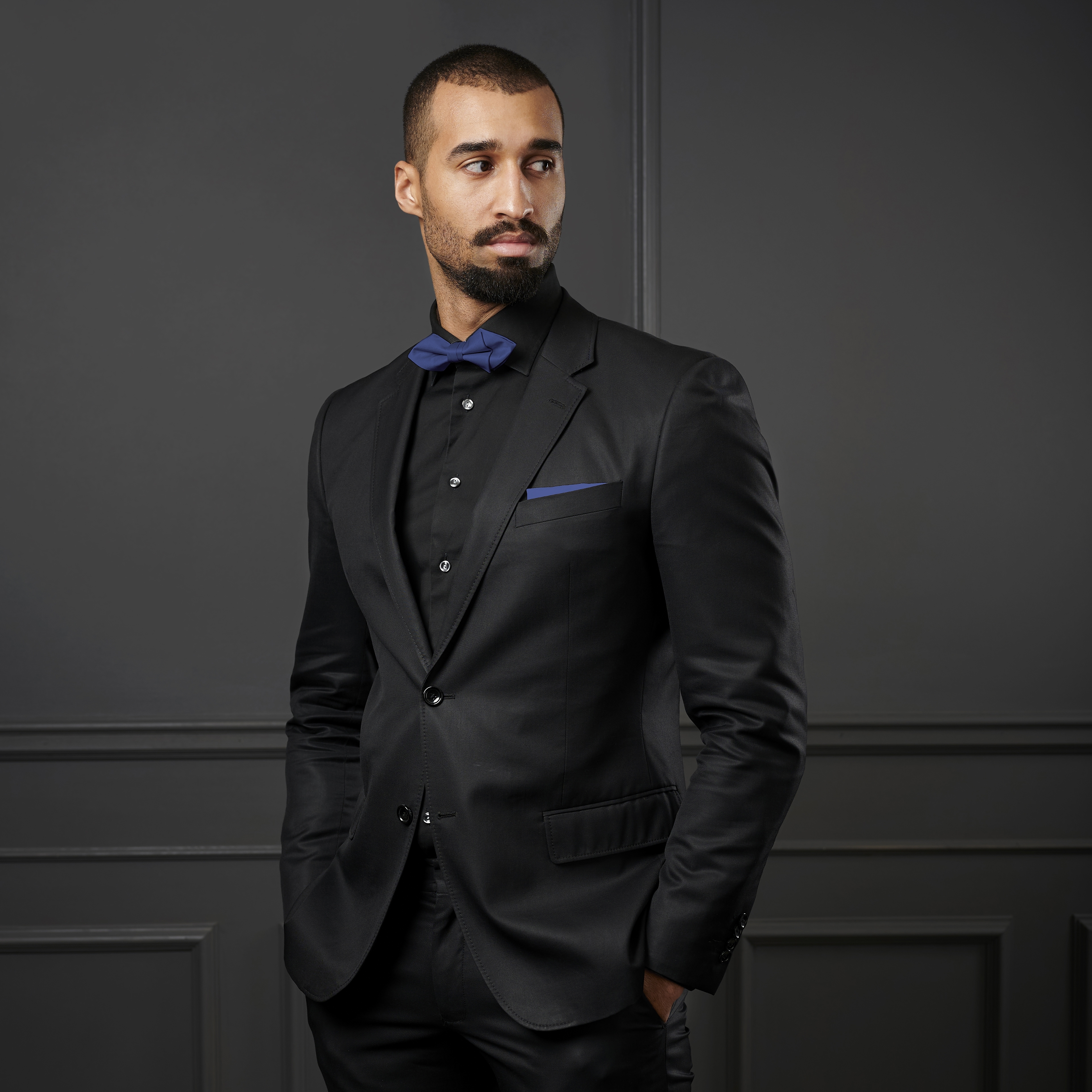 Puntige Marineblauwe Basic Vlinderdas - 4