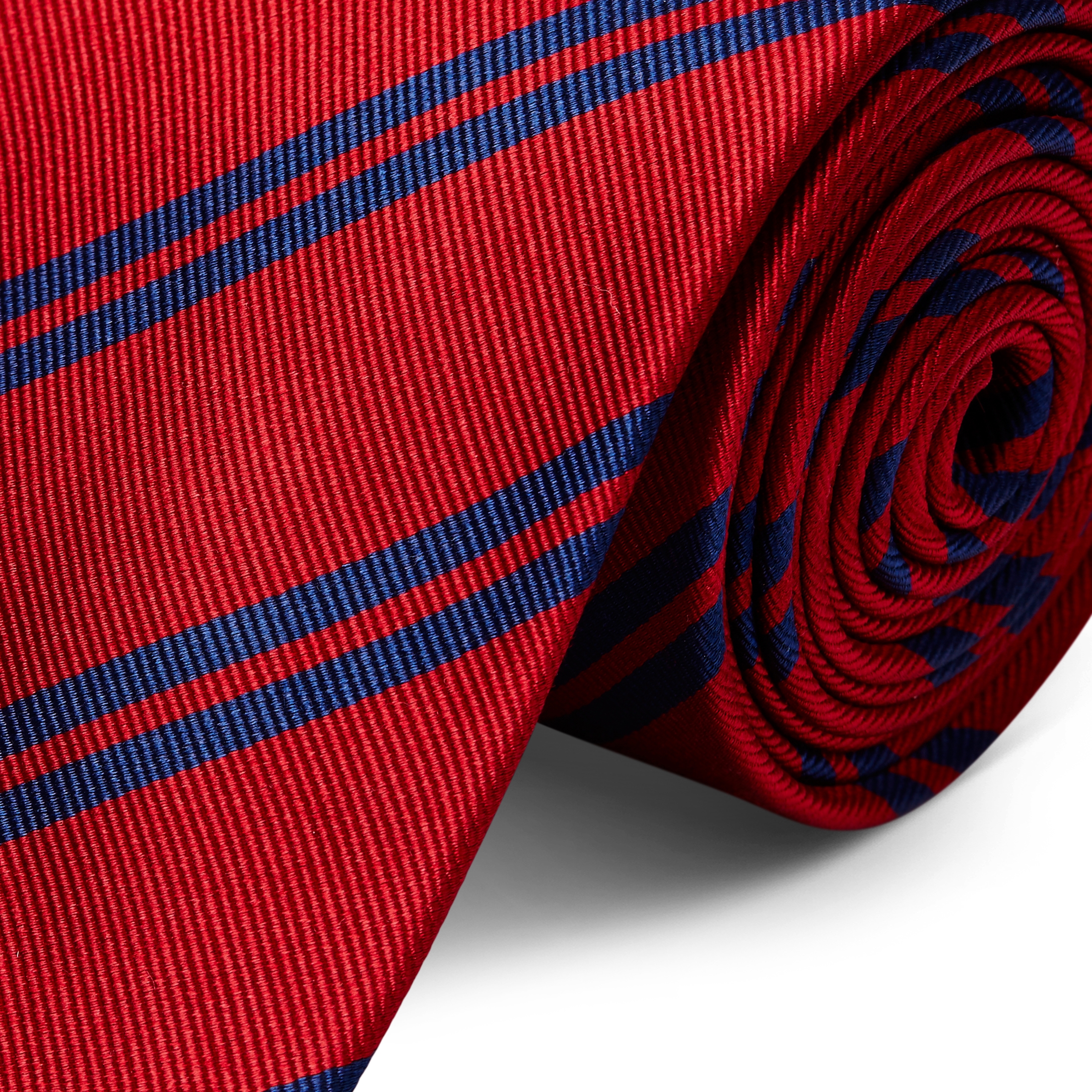Cravatta rossa in seta da 8 cm con doppie righe blu navy - 2