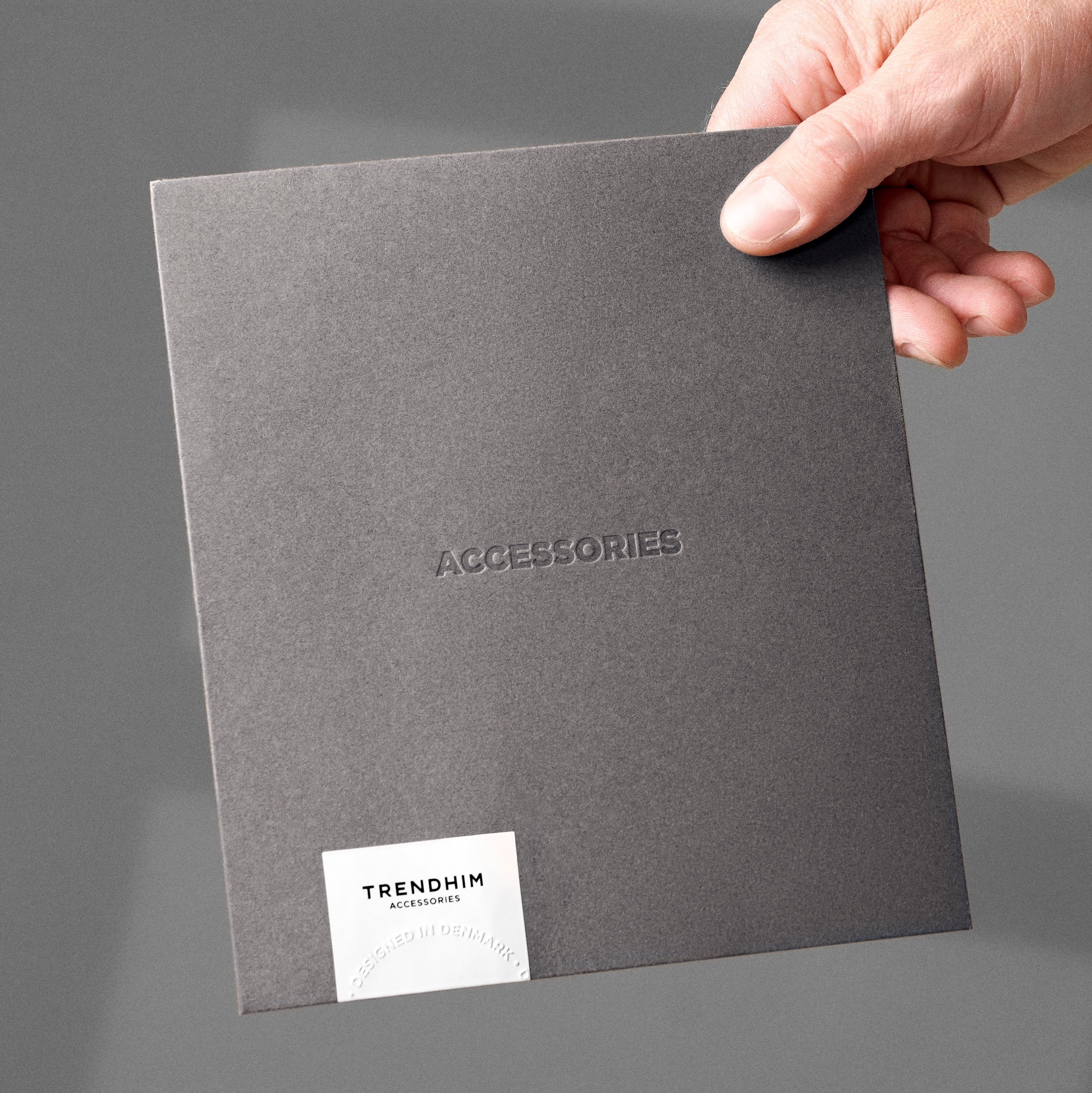 Elegio | Pañuelo de bolsillo reversible de seda con lunares en azul y rojo - 6