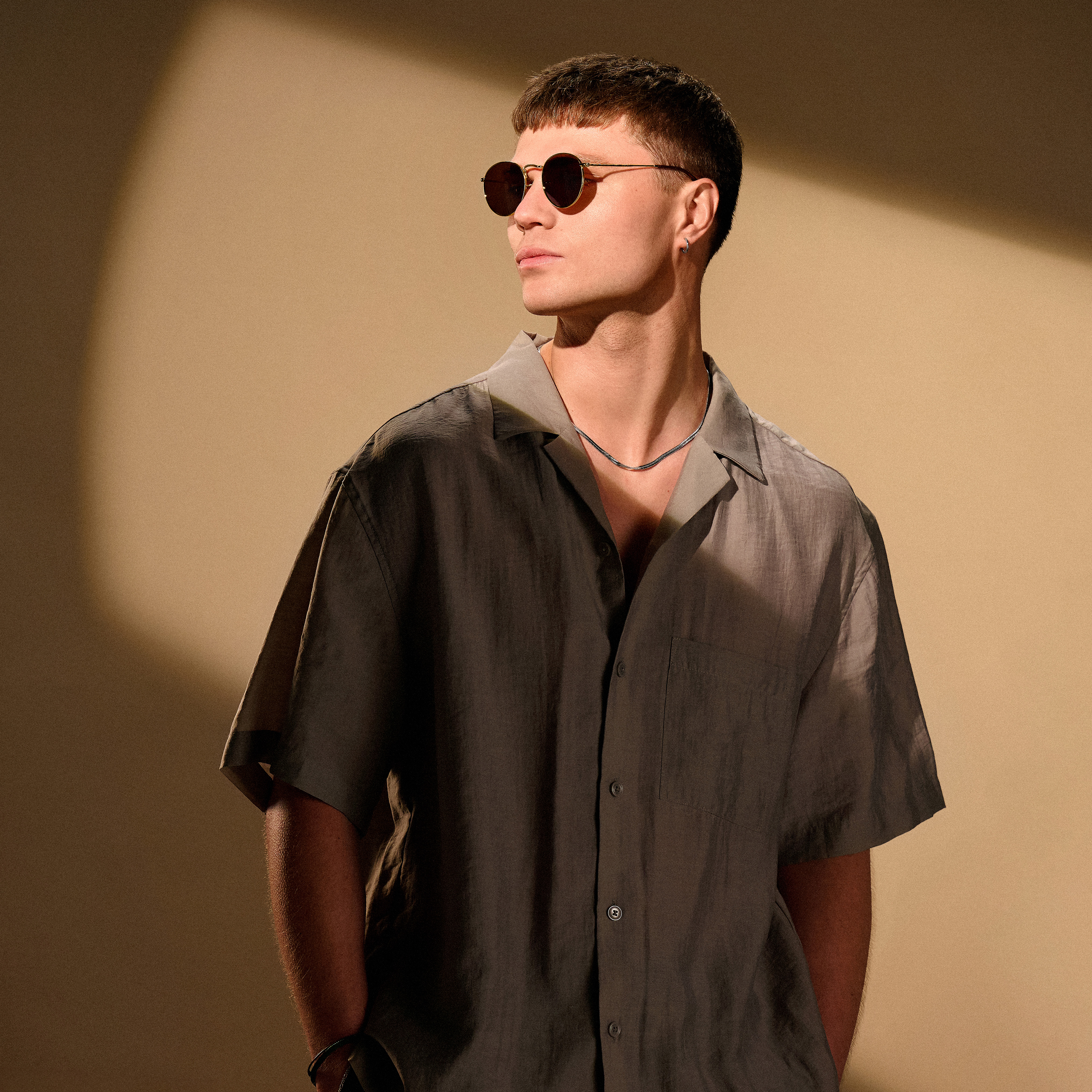 Поляризирани кръгли очила от хирургична стомана със златисто покритие и кафяви стъкла - 4