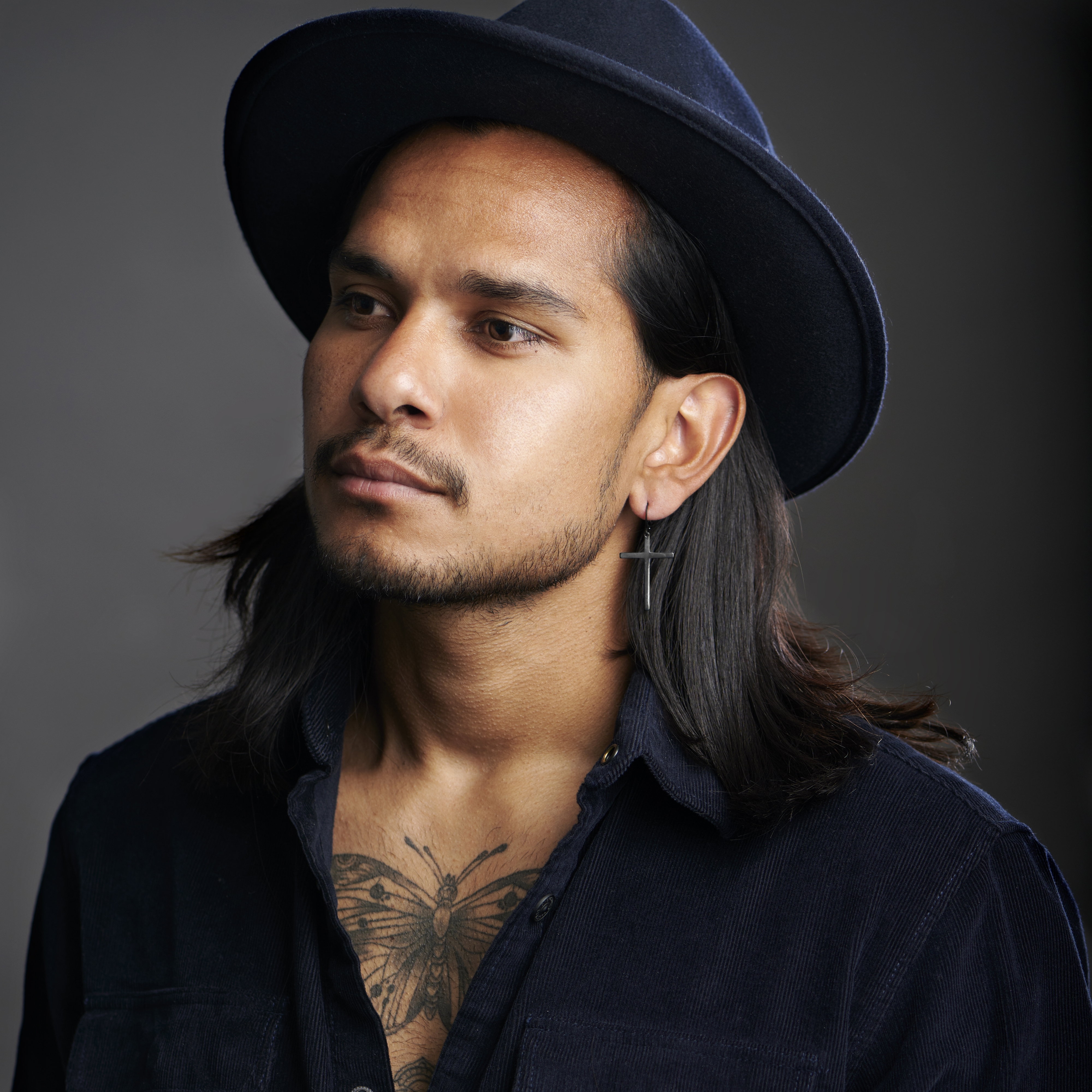 Sentio | Svart Ringörhänge i Rostfritt Stål med Korshänge - 4