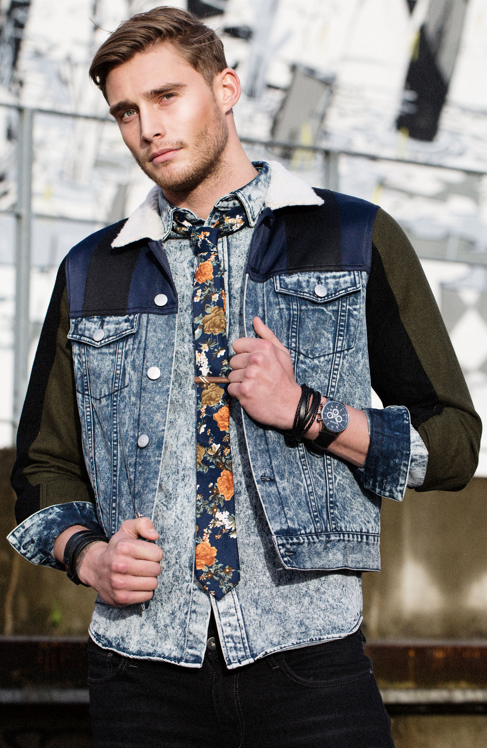 Pulsera ancha de cuero negro con dos tiras - 5