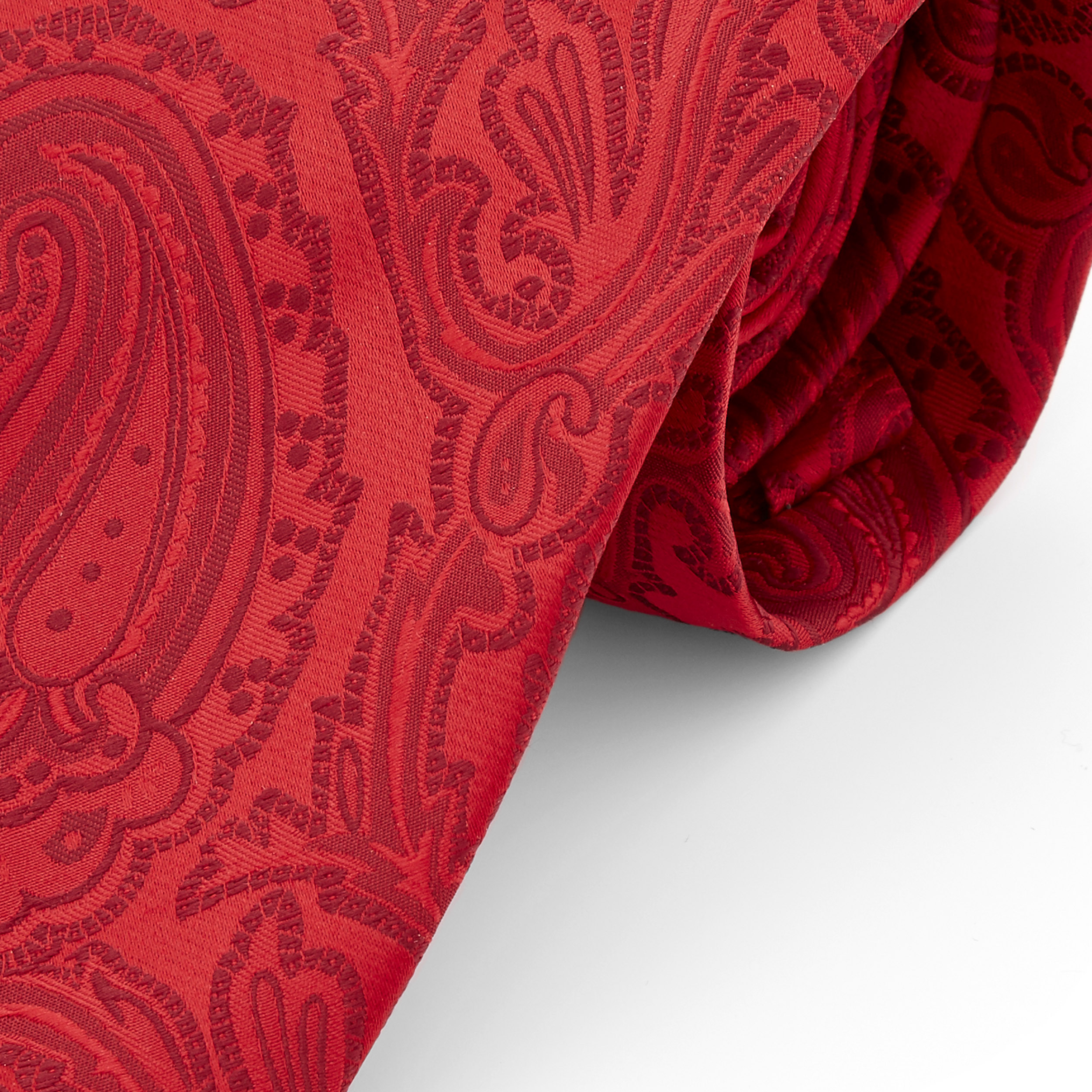 Leveä vintagepunainen kasmirkuvioinen polyesterisolmio - 2