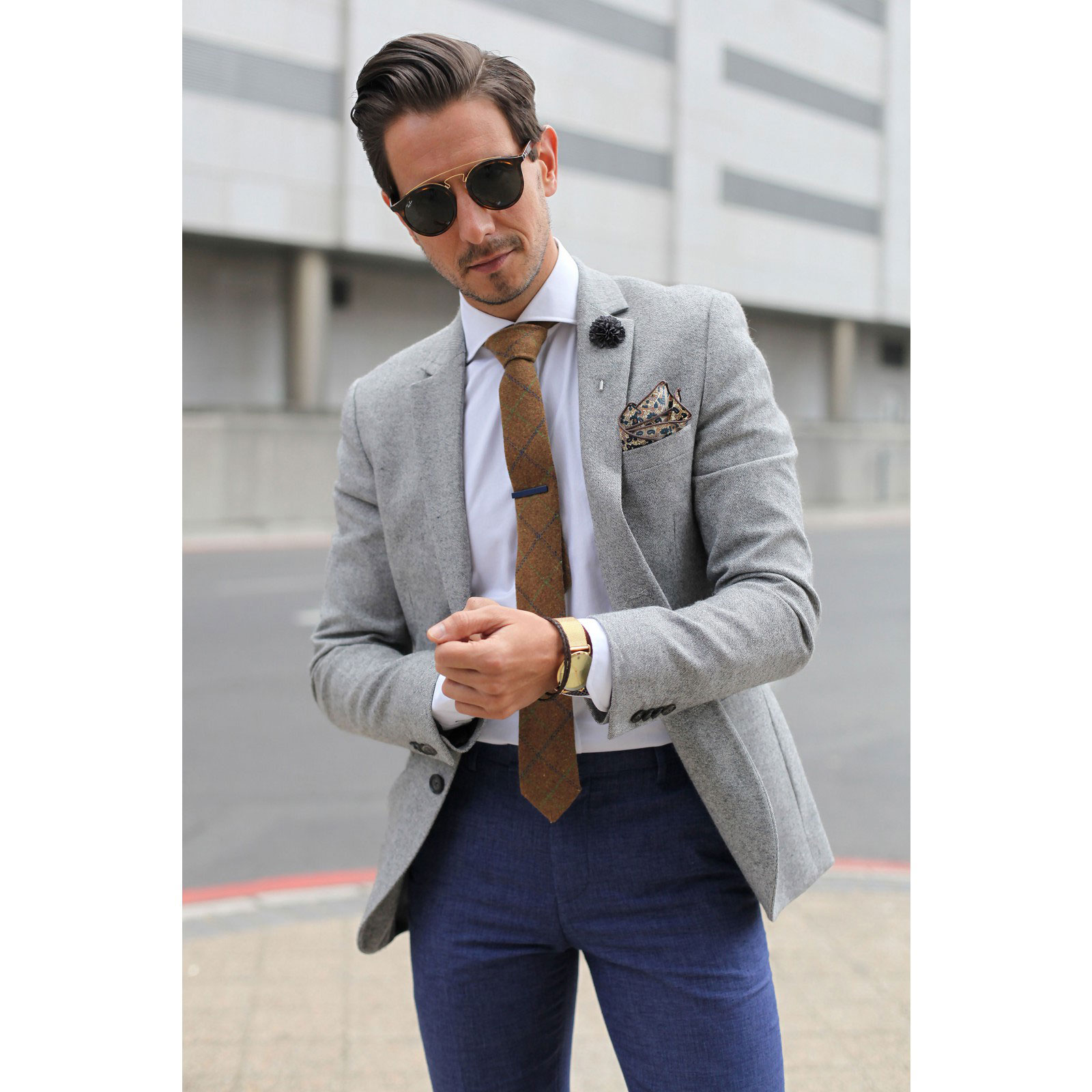 Flor de Lapela Cinzento-carvão - 5