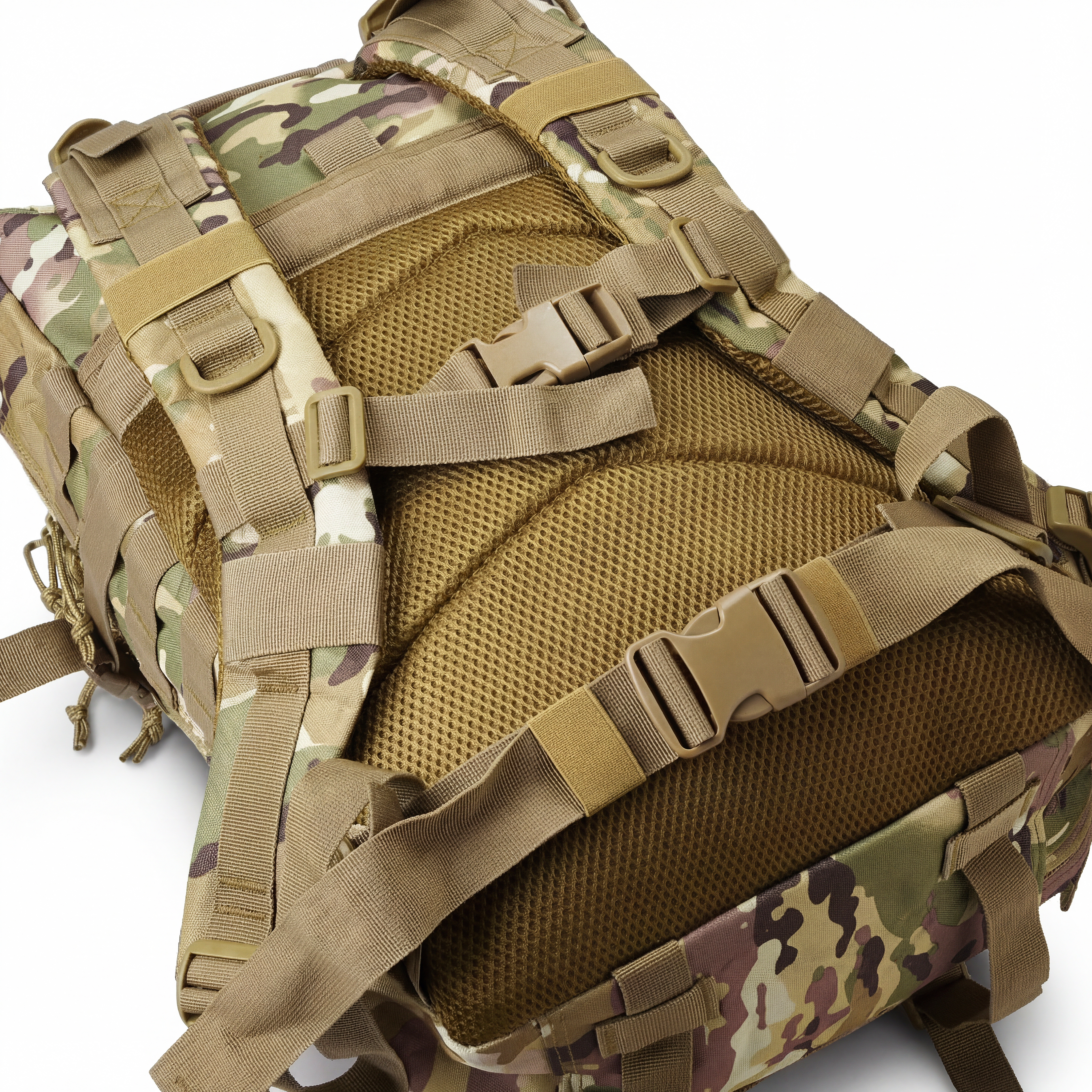 Expedition | Camouflagefarbener taktischer Rucksack mit 40 L Volumen und Patch-Fläche - 4