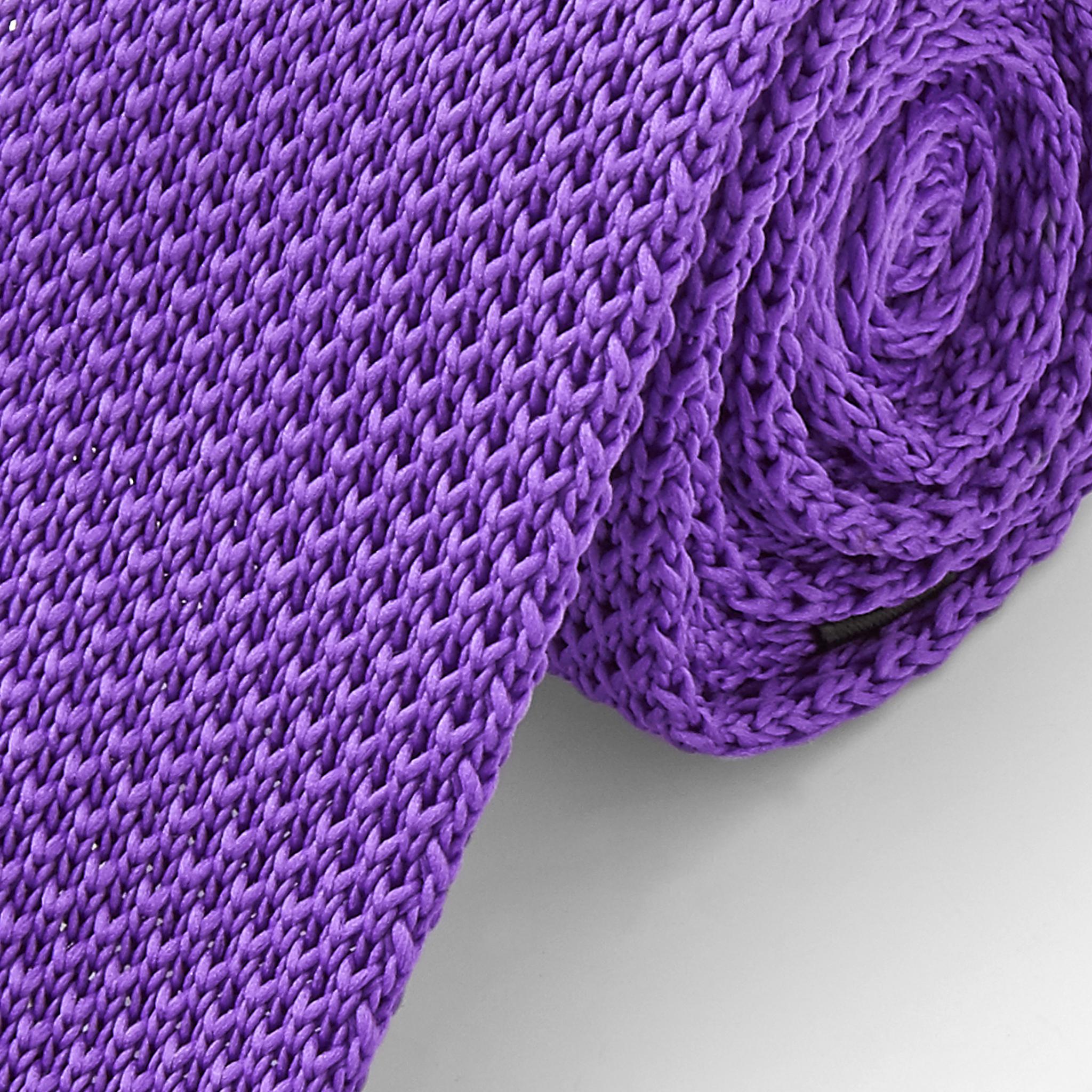 Cravatta In Seta Lavorata A Maglia – Colore Rosso Con Righe Bianche, Punta Squadrata, Lunghezza 145 Cm, Larghezza 6 Cm