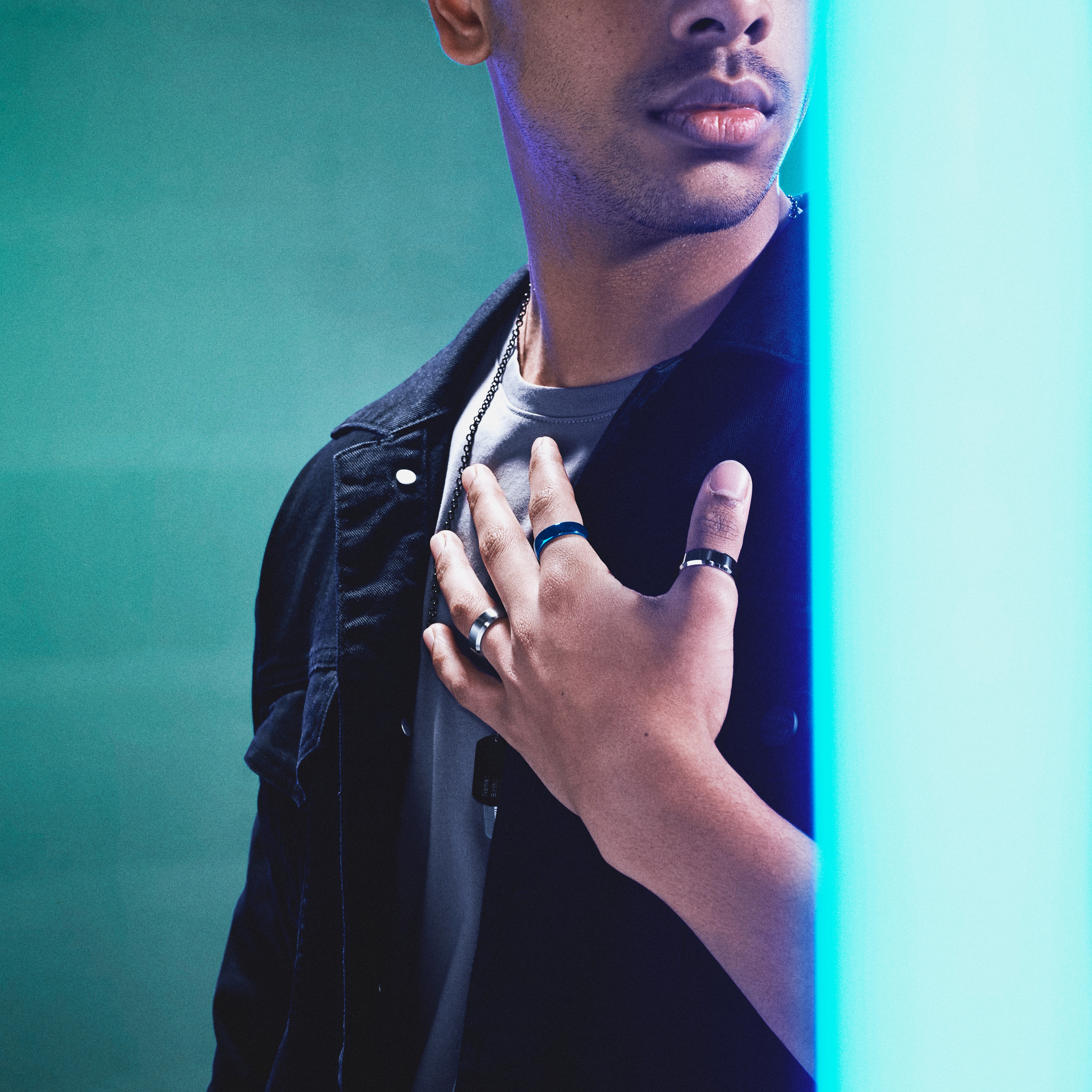 Ferrum | 8 mm Brushed Silver-tone Stainless Steel Bevelled Edge Ring - 4