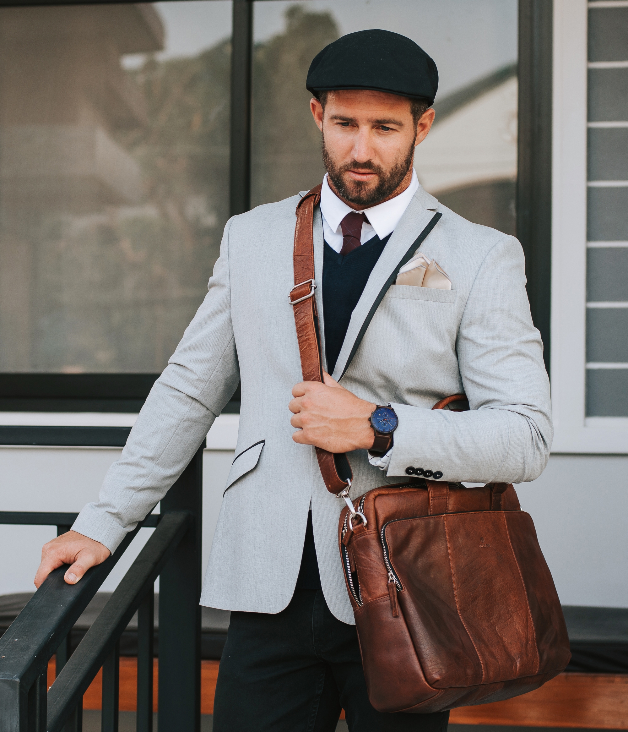 Pokud jste začátečníkem v nošení bekovek, černý model bude rozhodně tou pravou volbou. Tato barva leží mimo barevný kruh, což znamená, že se hodí prakticky ke všemu.  