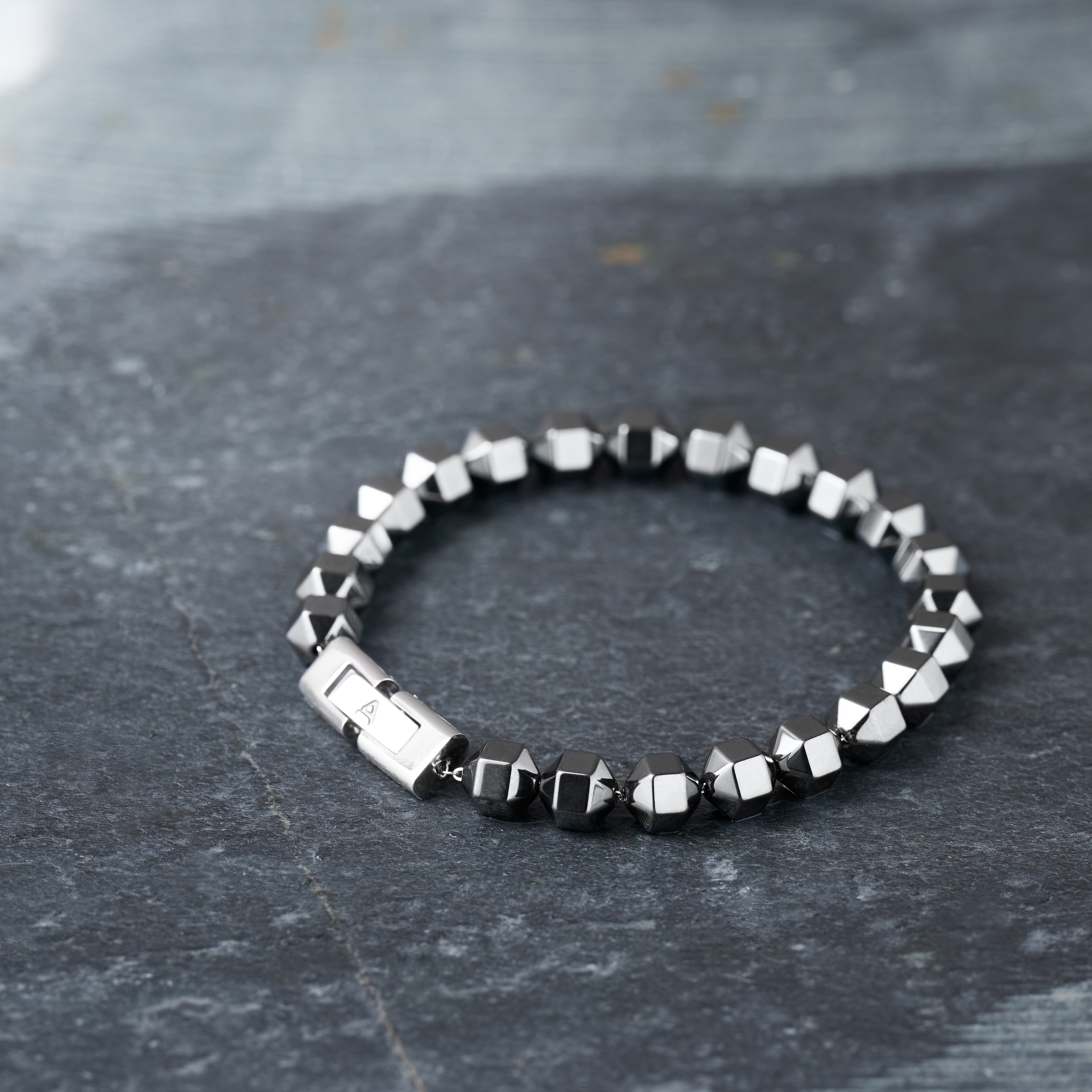 Armband Hämatit Hexagonal Sanatio  - 6