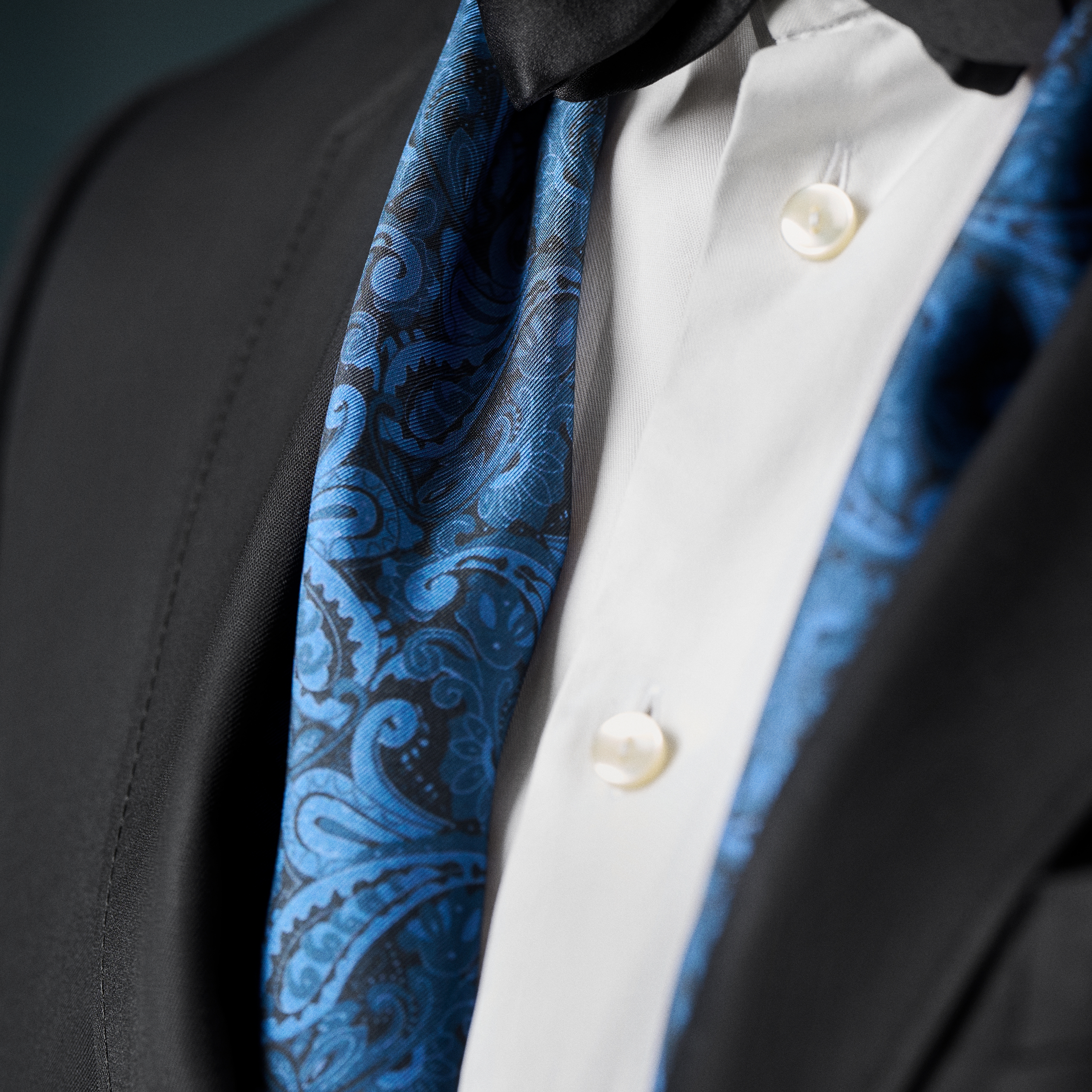 NAVY & LIGHT BLUE PAISLEY Pattern Silk Scarf - 3