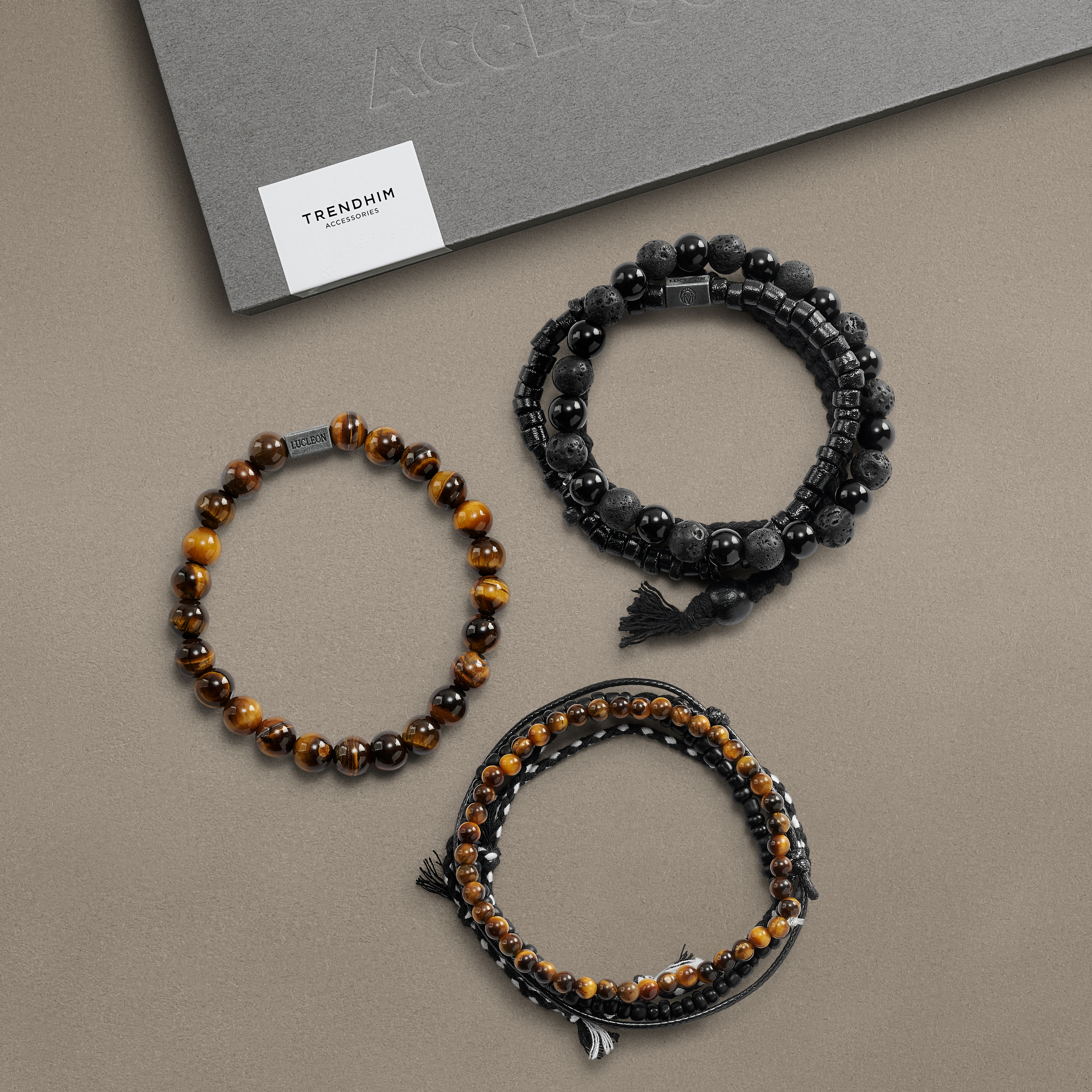 Gaveeske med Armbånd av Tigerøye, Treverk, Lavastein og Skinn - 2