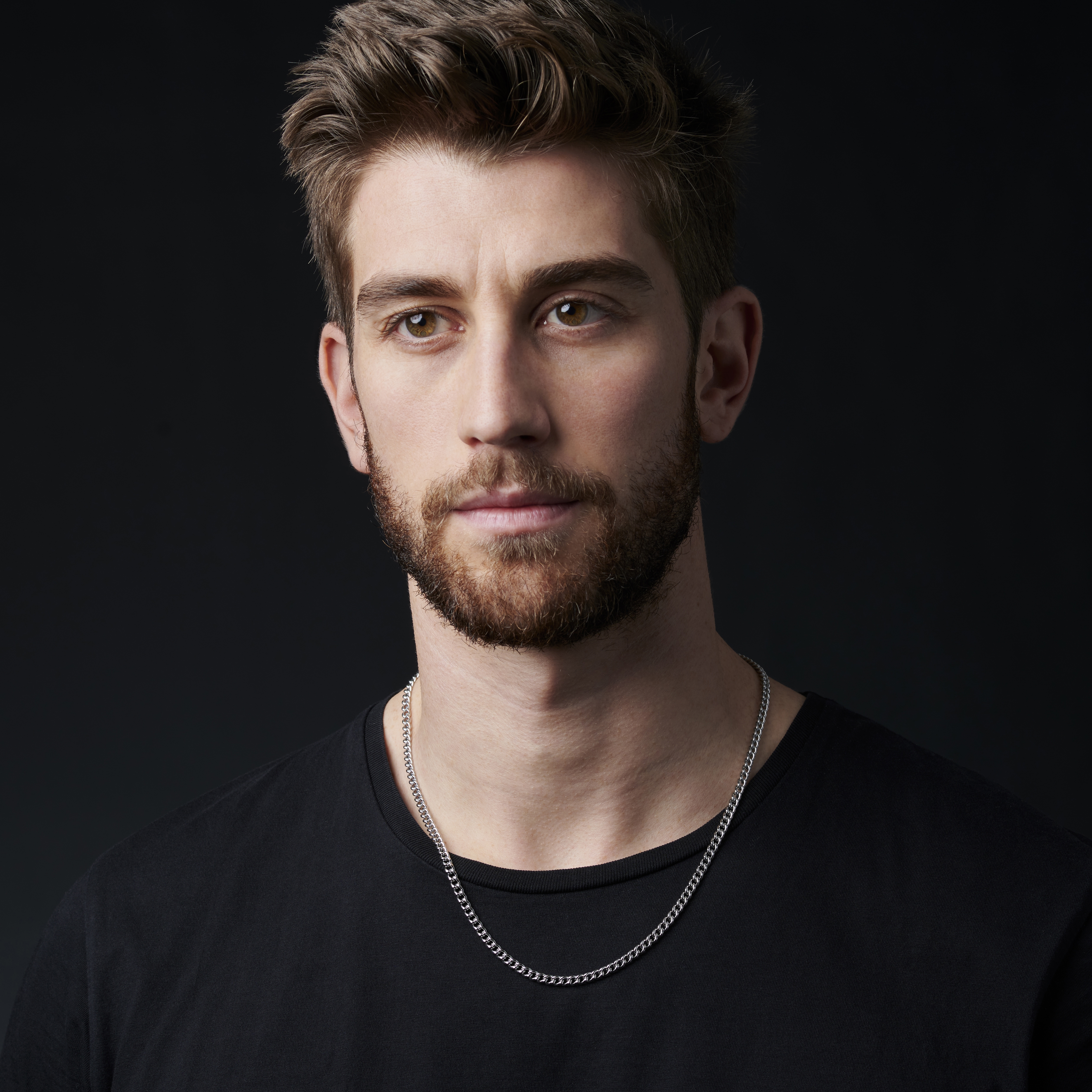 Collar con eslabones plateados de 4 mm - 6