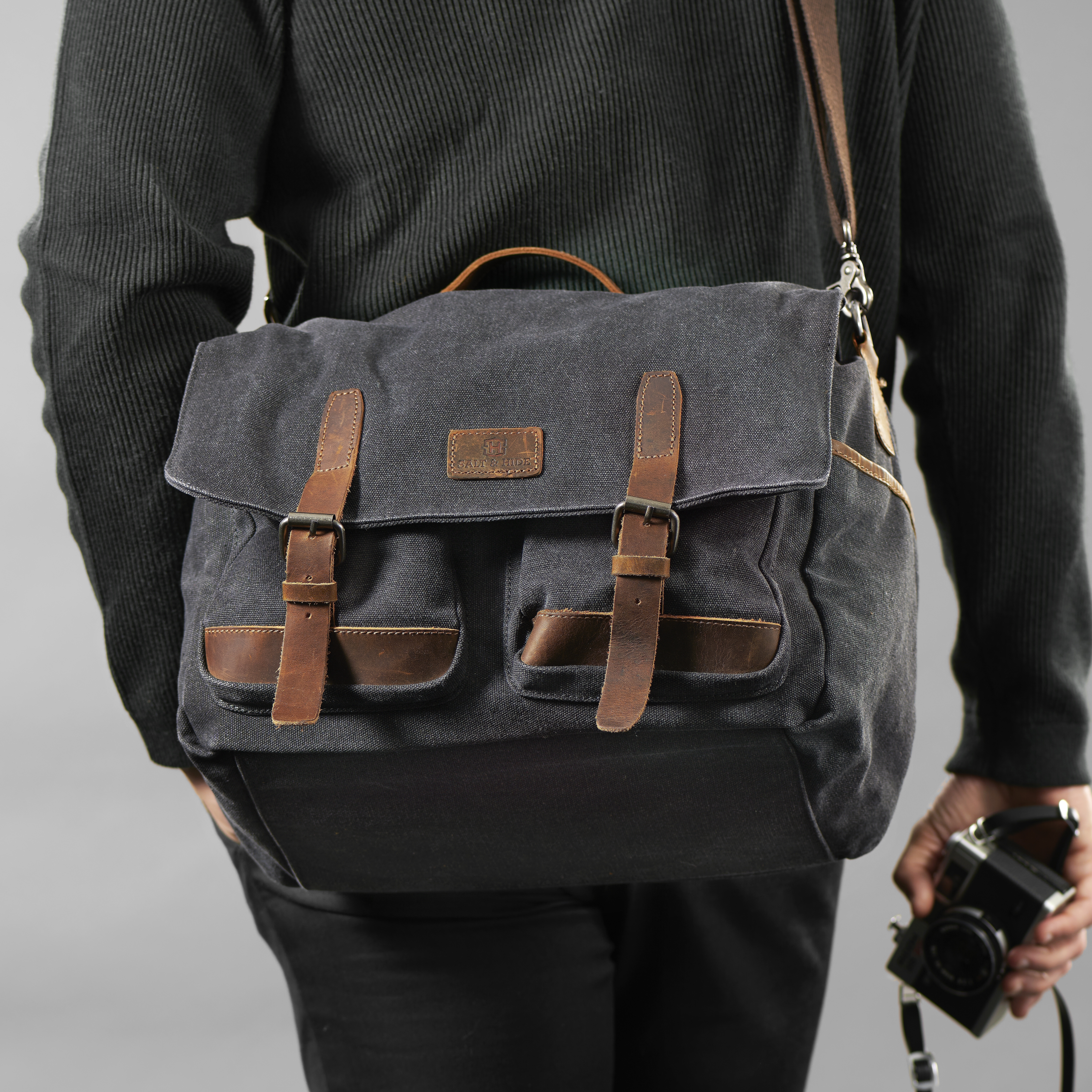 Strom Grey & Tan XL Camera Bag - 3