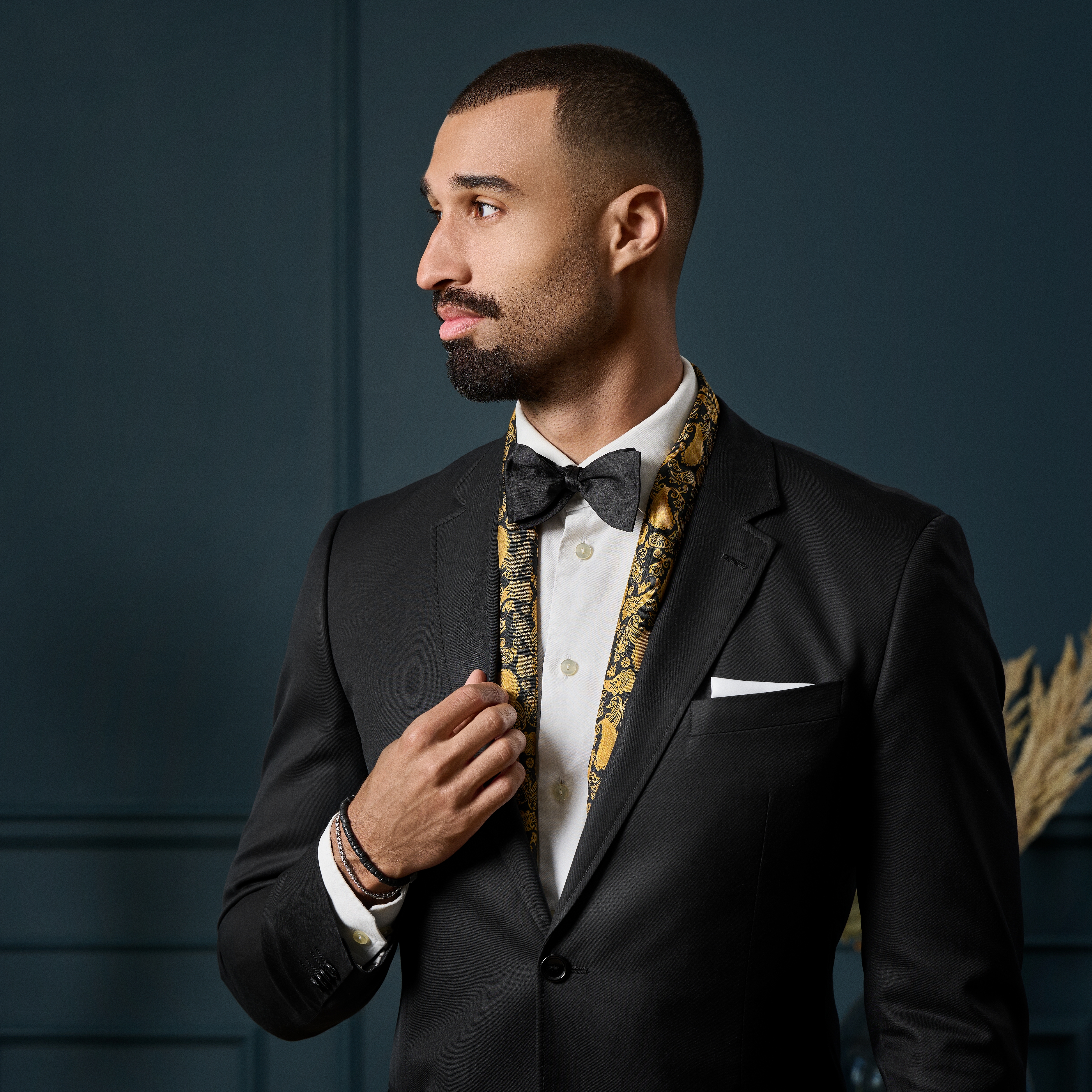 GOLD & BROWN PAISLEY Pattern Silk Scarf - 4