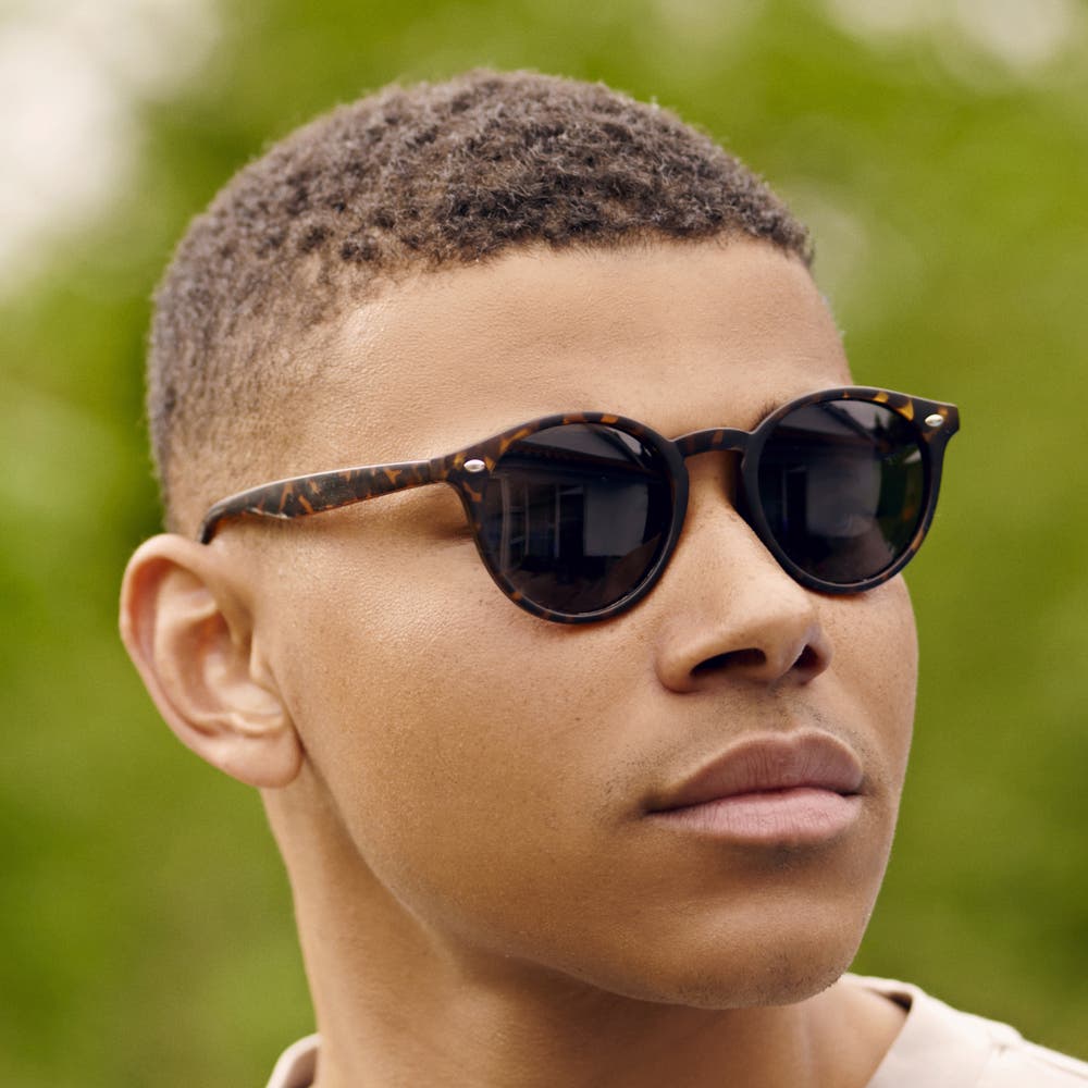 hover: Wally Tortoise Mønstret og Brun Wade Solbrille hover: Wally Tortoise Mønstret og Brun Wade Solbrille