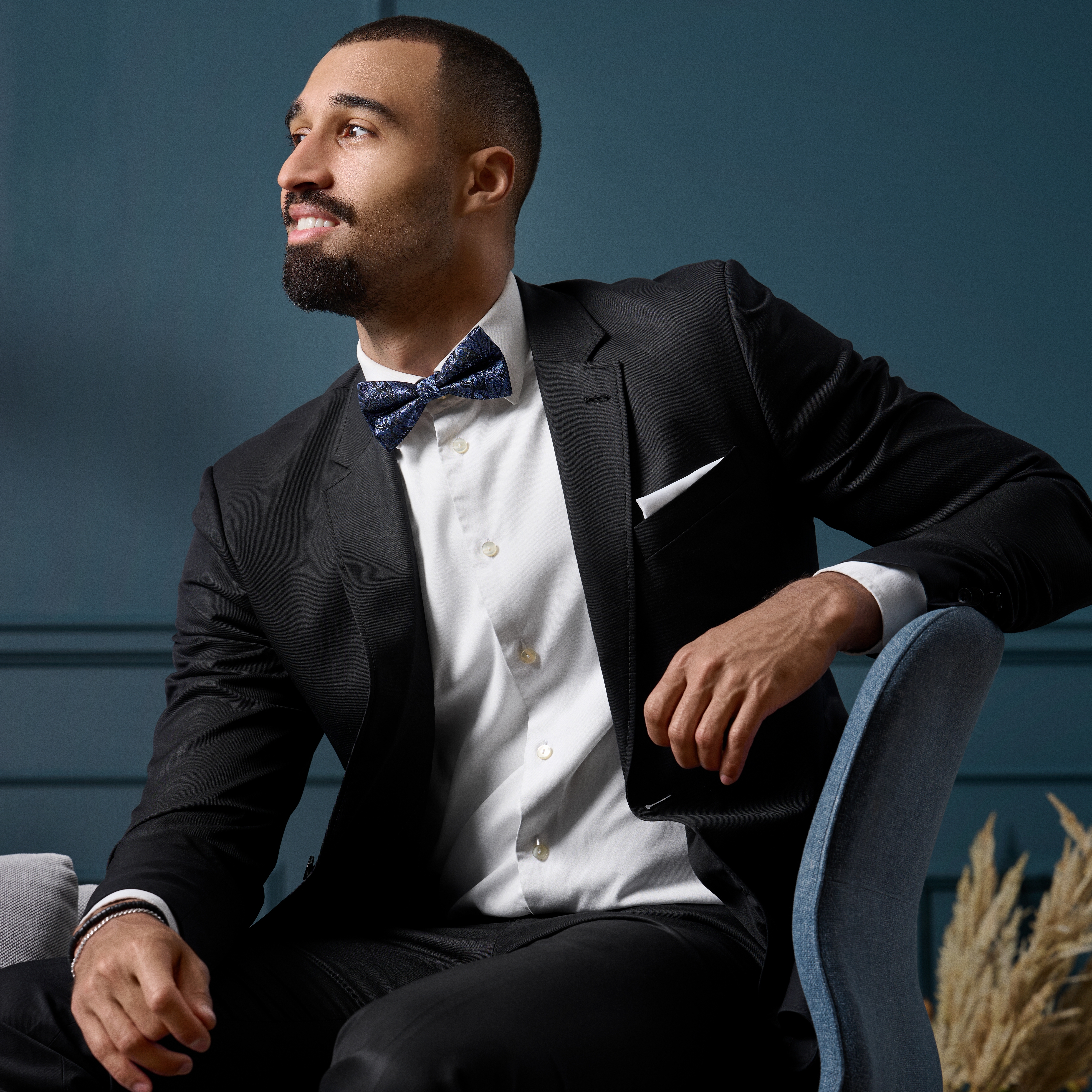 MARINE- OG LYSEBLÅ PAYSLEYMØNSTRET FERDIGKNYTTET SLØYFE - 4