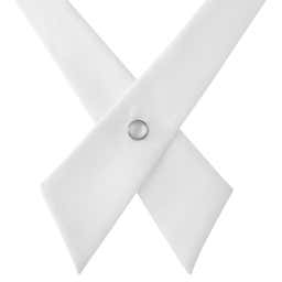 Corbata cruzada blanca