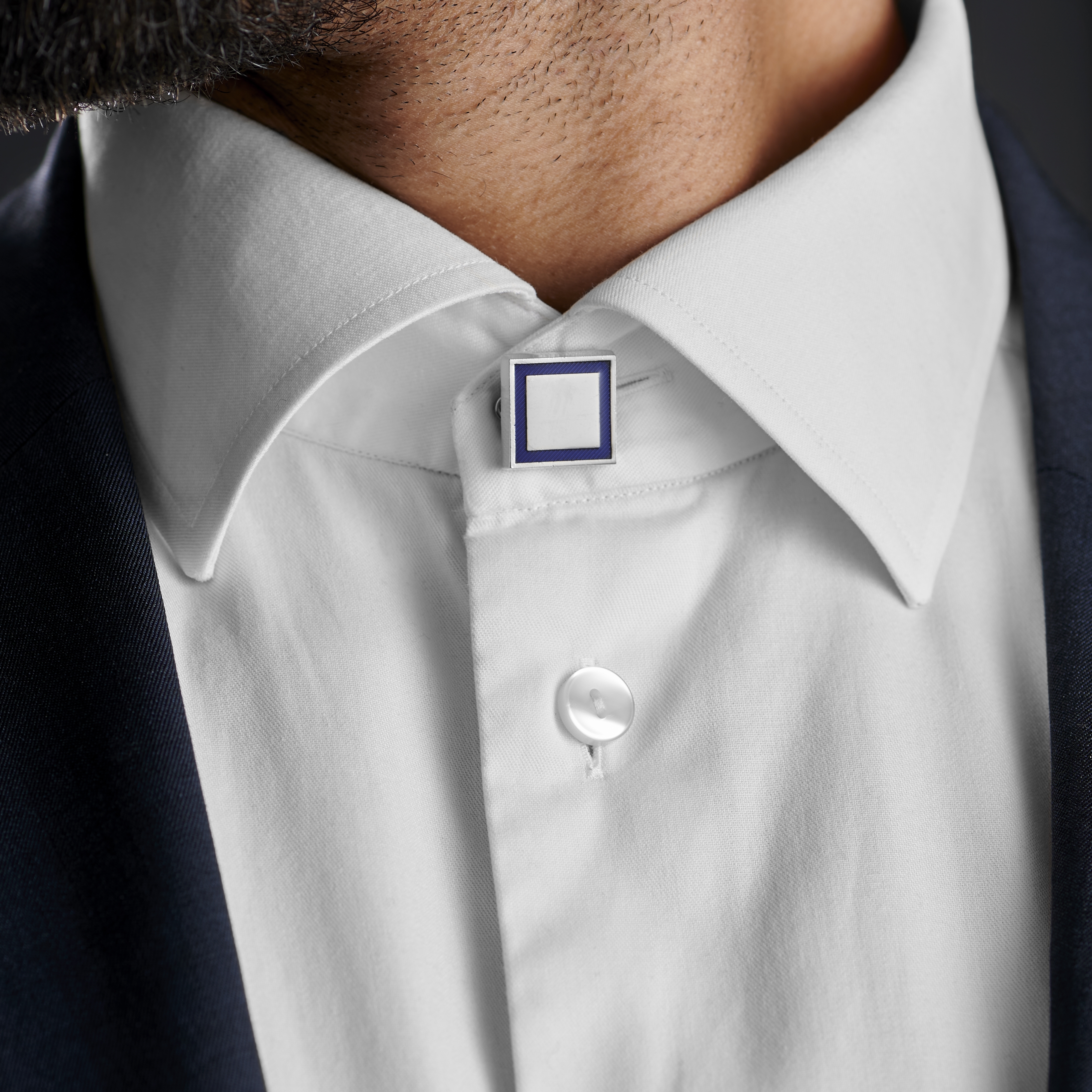 Niebieskie kwadratowe osłony na guziki - 4