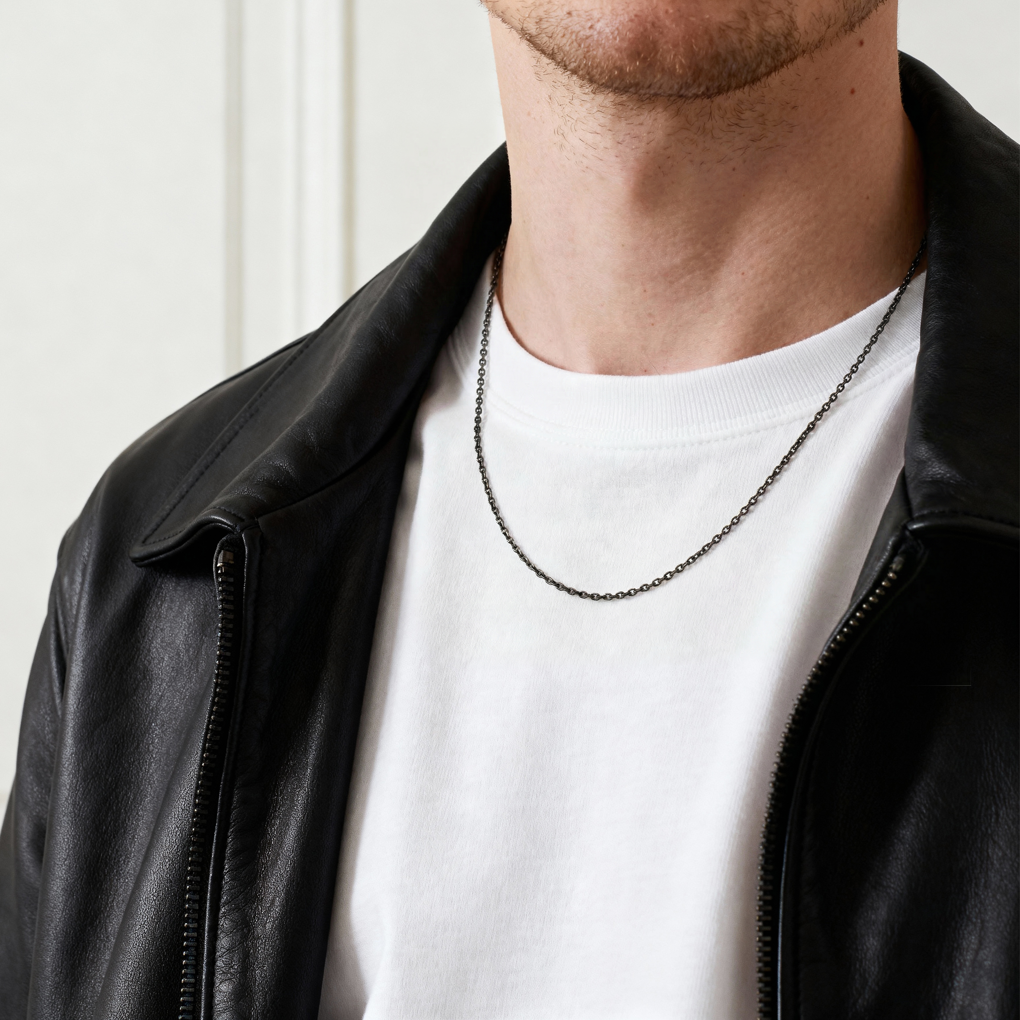 Essentials | Ogrlica s lancem u obliku kabla u boji tamnog metala, 2 mm - 2