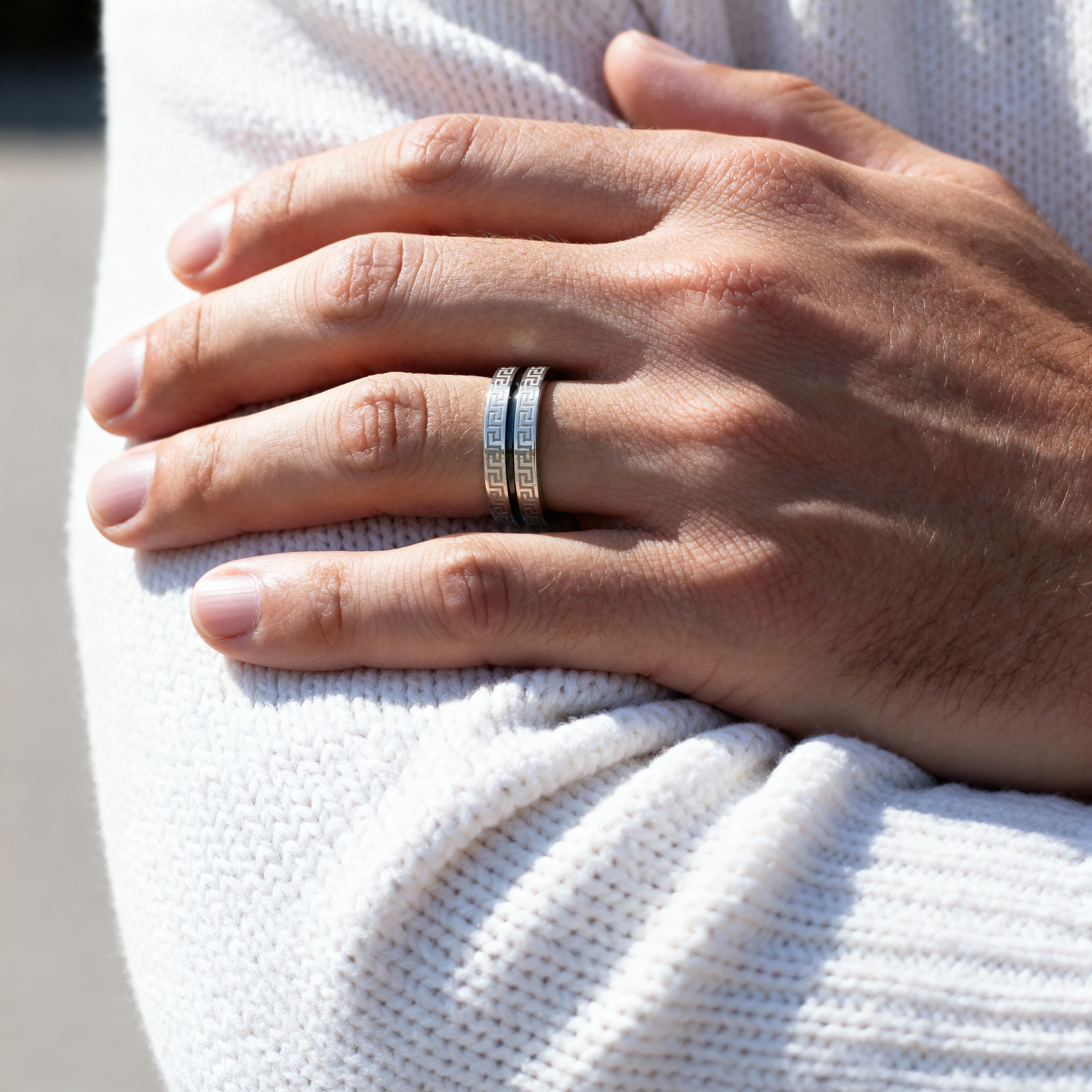 Fekete, barázdált rozsdamentes acélgyűrű - 8 mm - 2