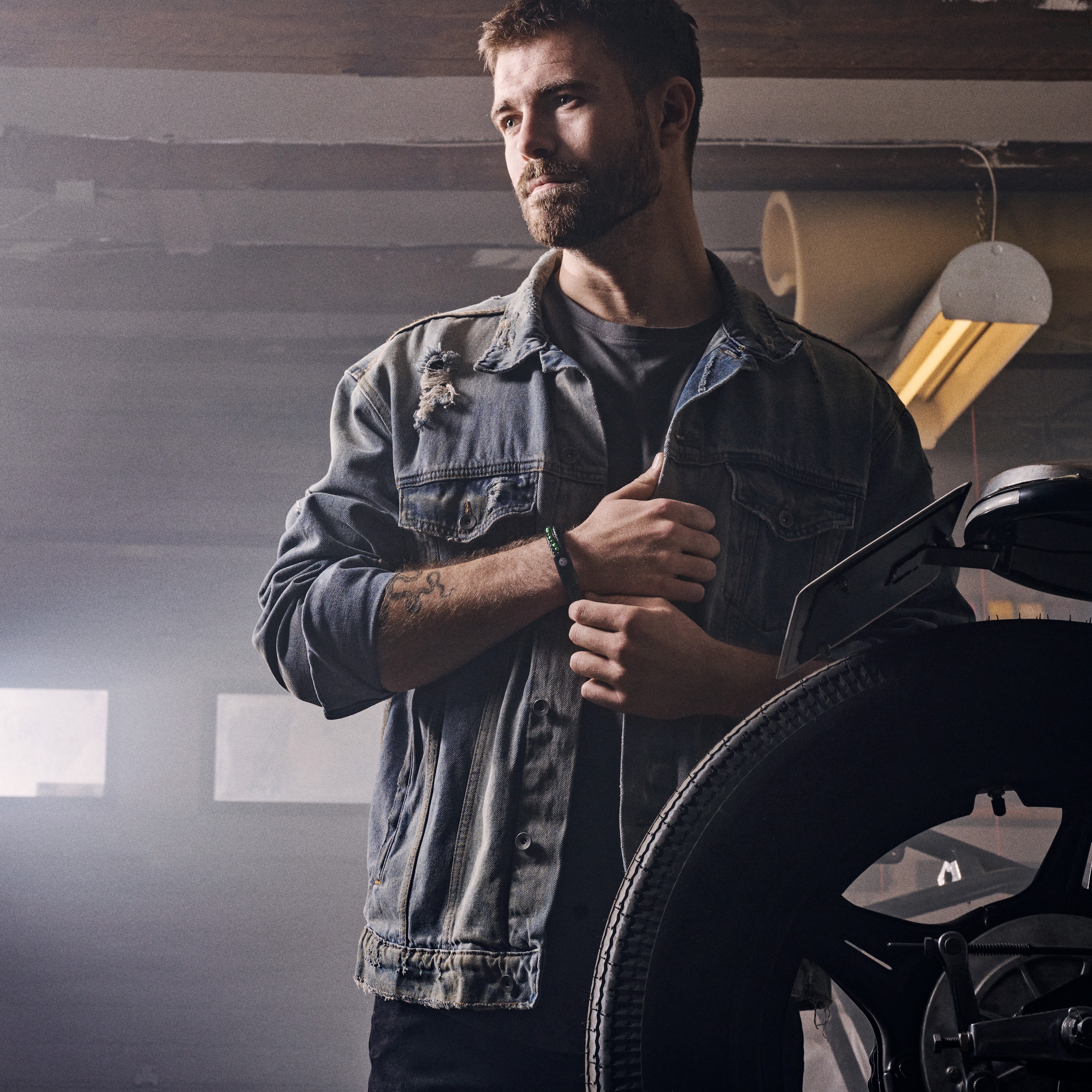 Гривна Naxos от зелено тигрово око и кожа - 5