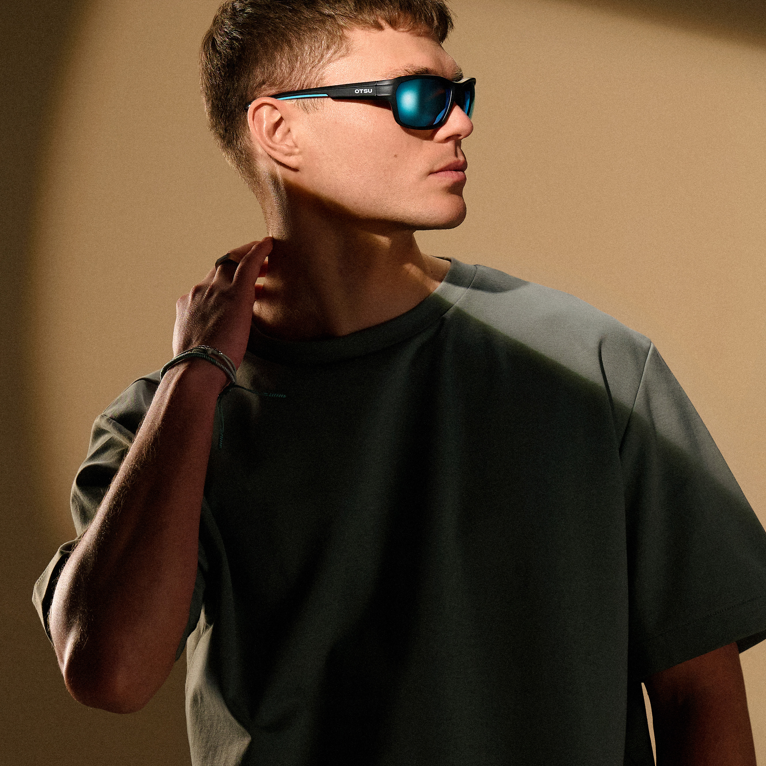 Polarised Black Sports Sunglasses with Blue Lenses - 4